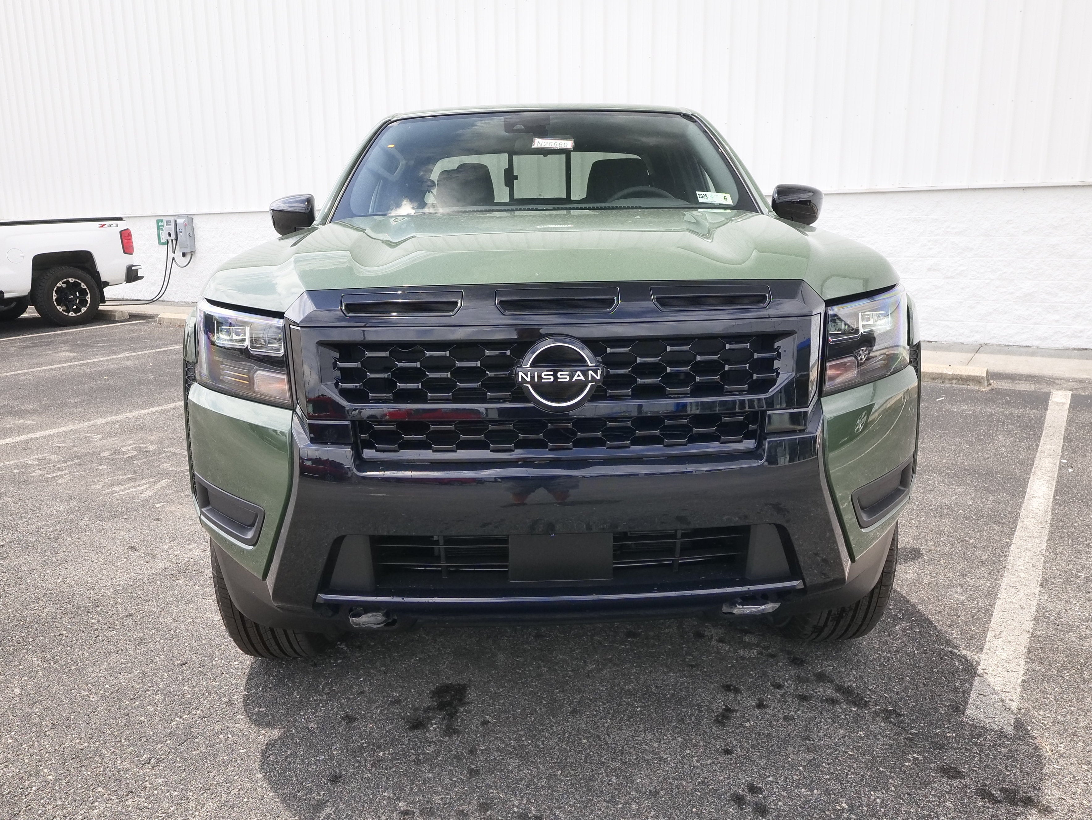 2026 Nissan Frontier Crew Cab SV
