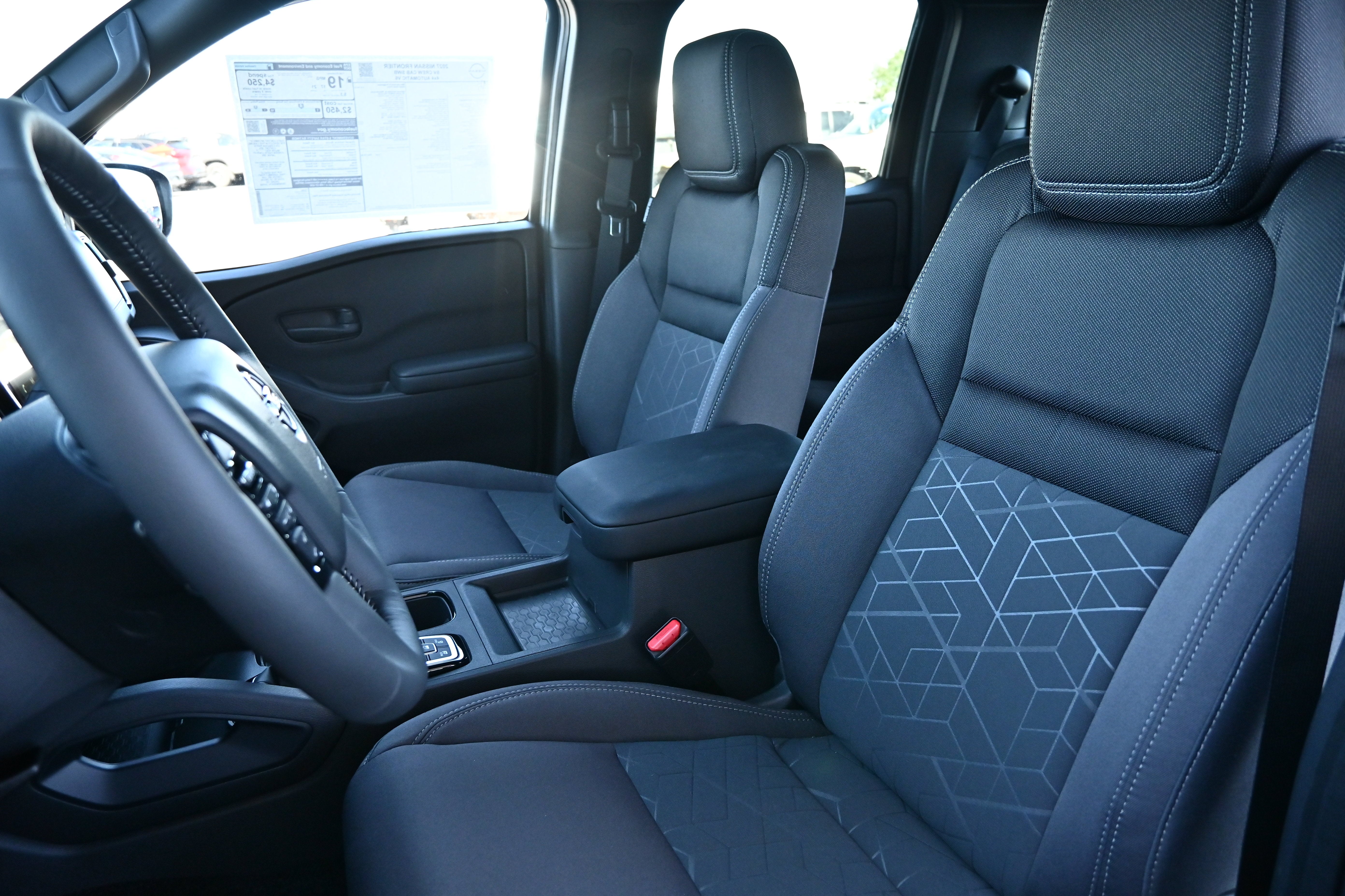2027 Nissan Frontier Crew Cab SV