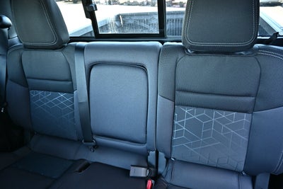 2027 Nissan Frontier Crew Cab SV