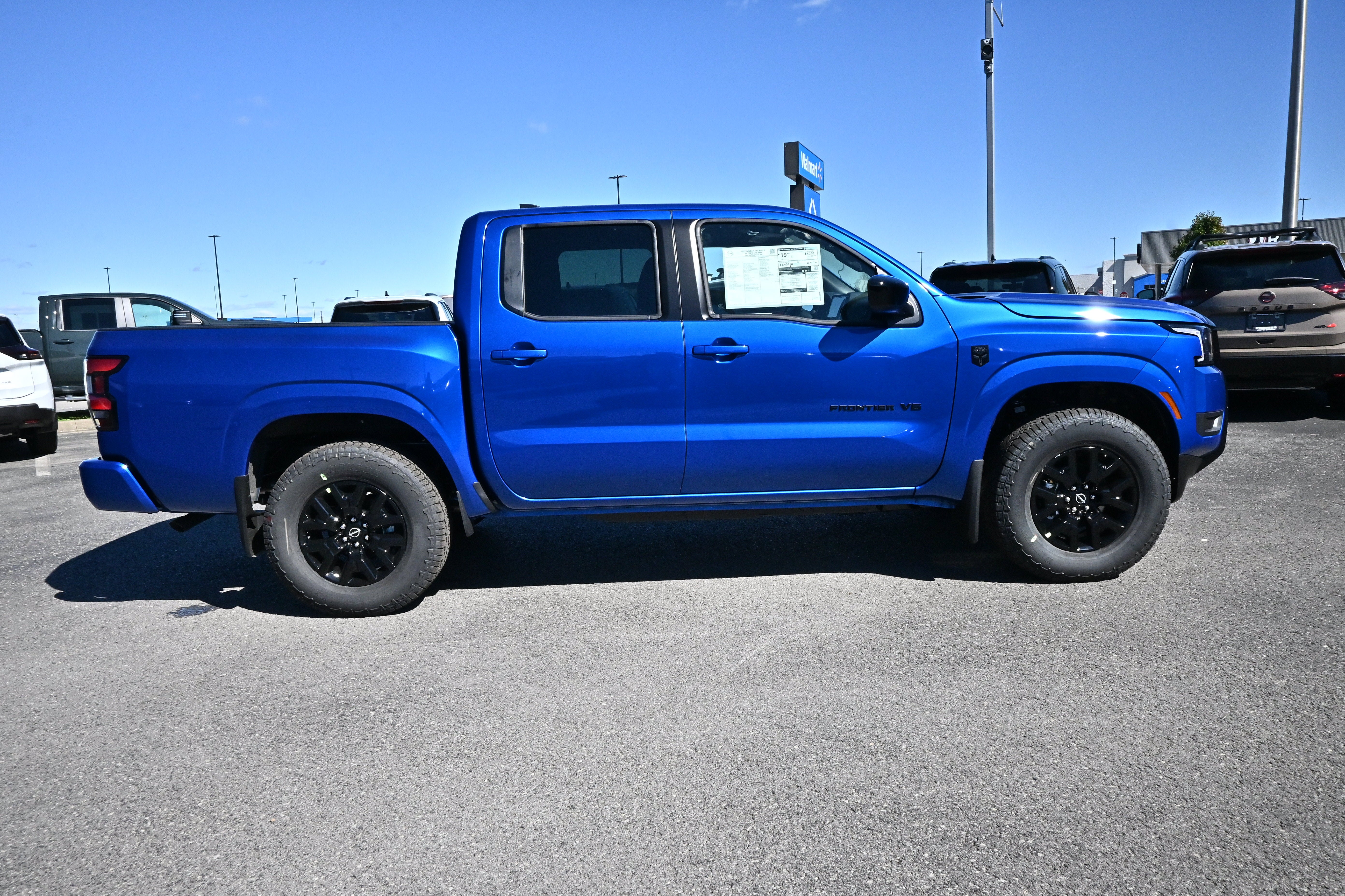 2027 Nissan Frontier Crew Cab SV