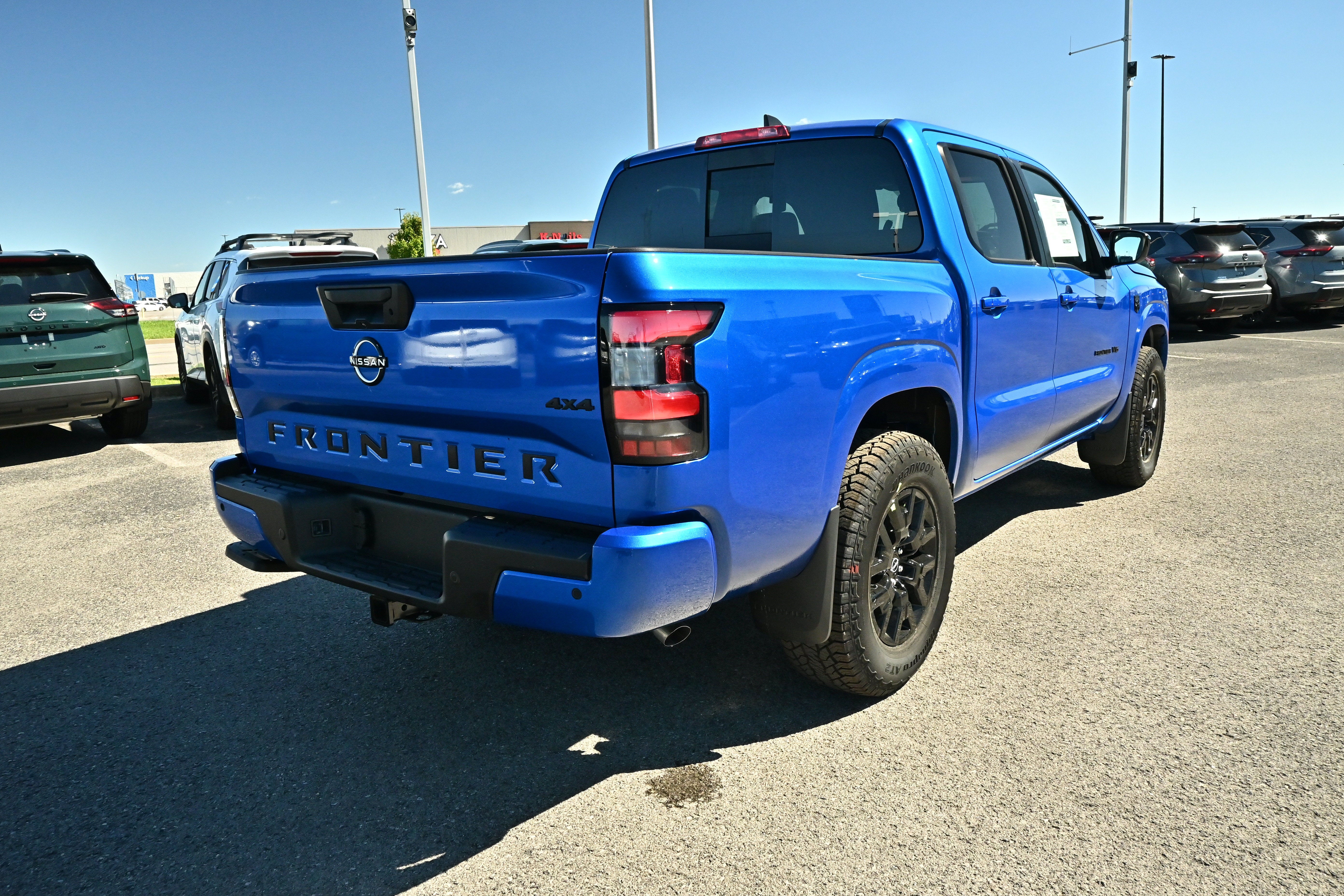 2027 Nissan Frontier Crew Cab SV