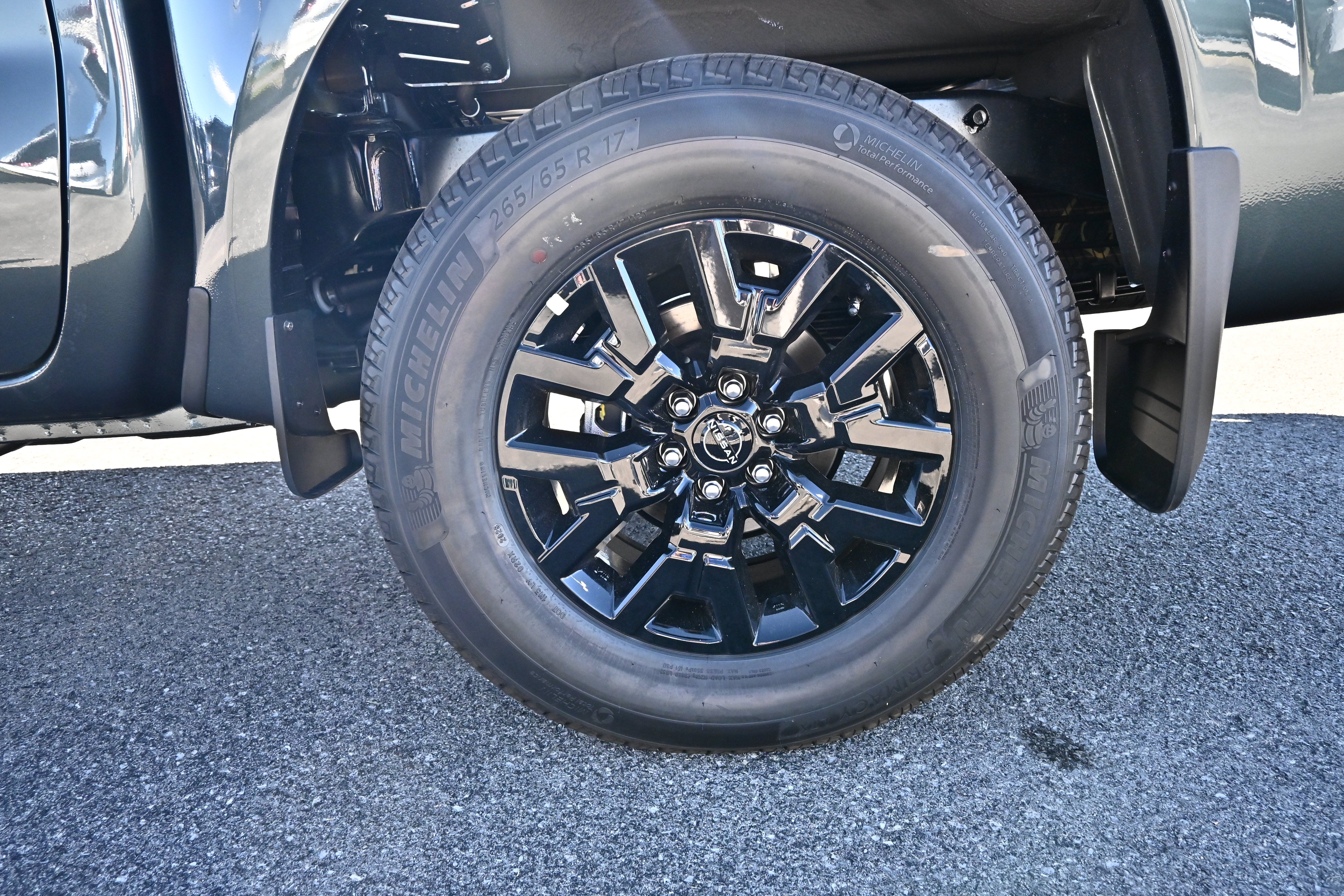 2027 Nissan Frontier Crew Cab SV