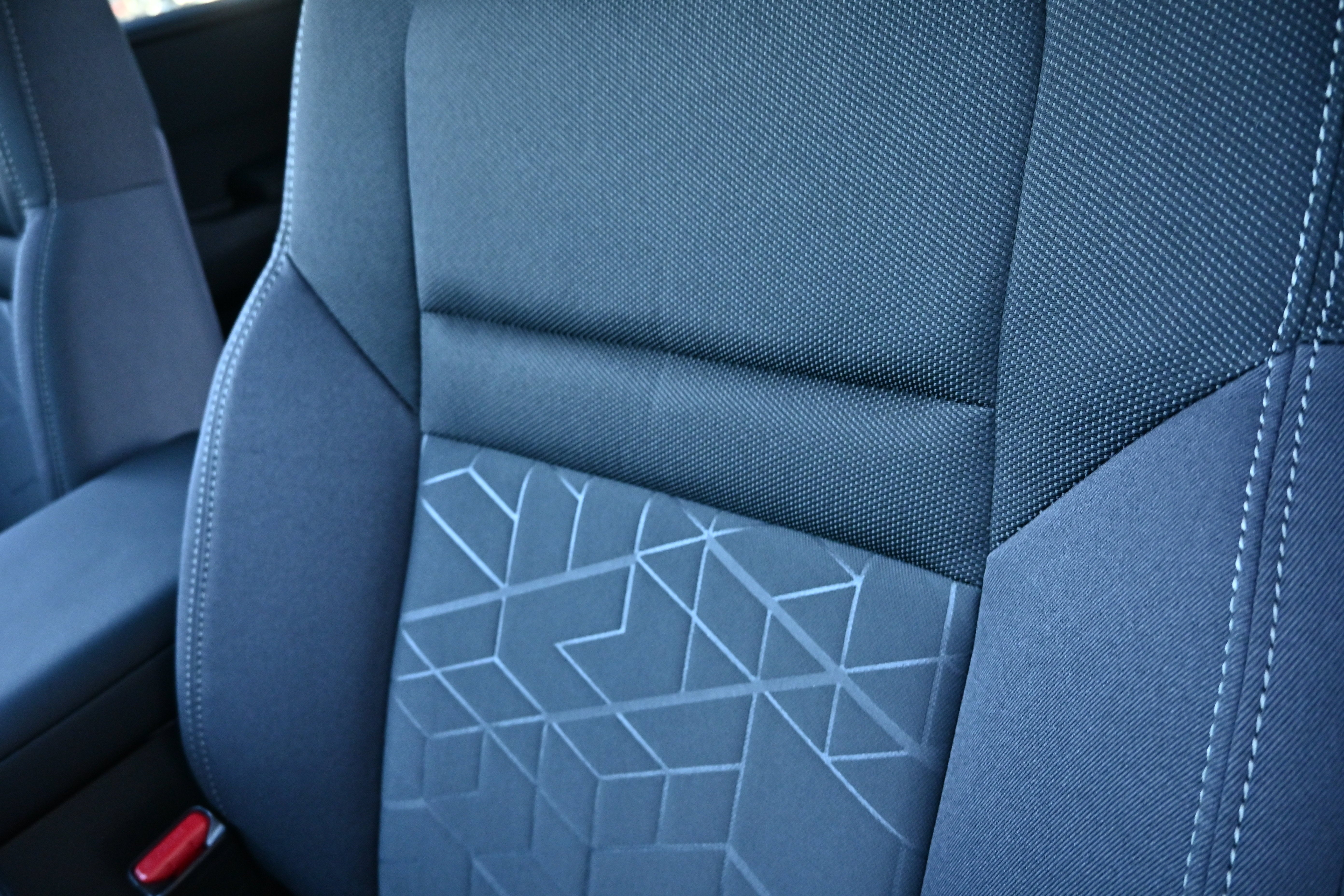 2027 Nissan Frontier Crew Cab SV