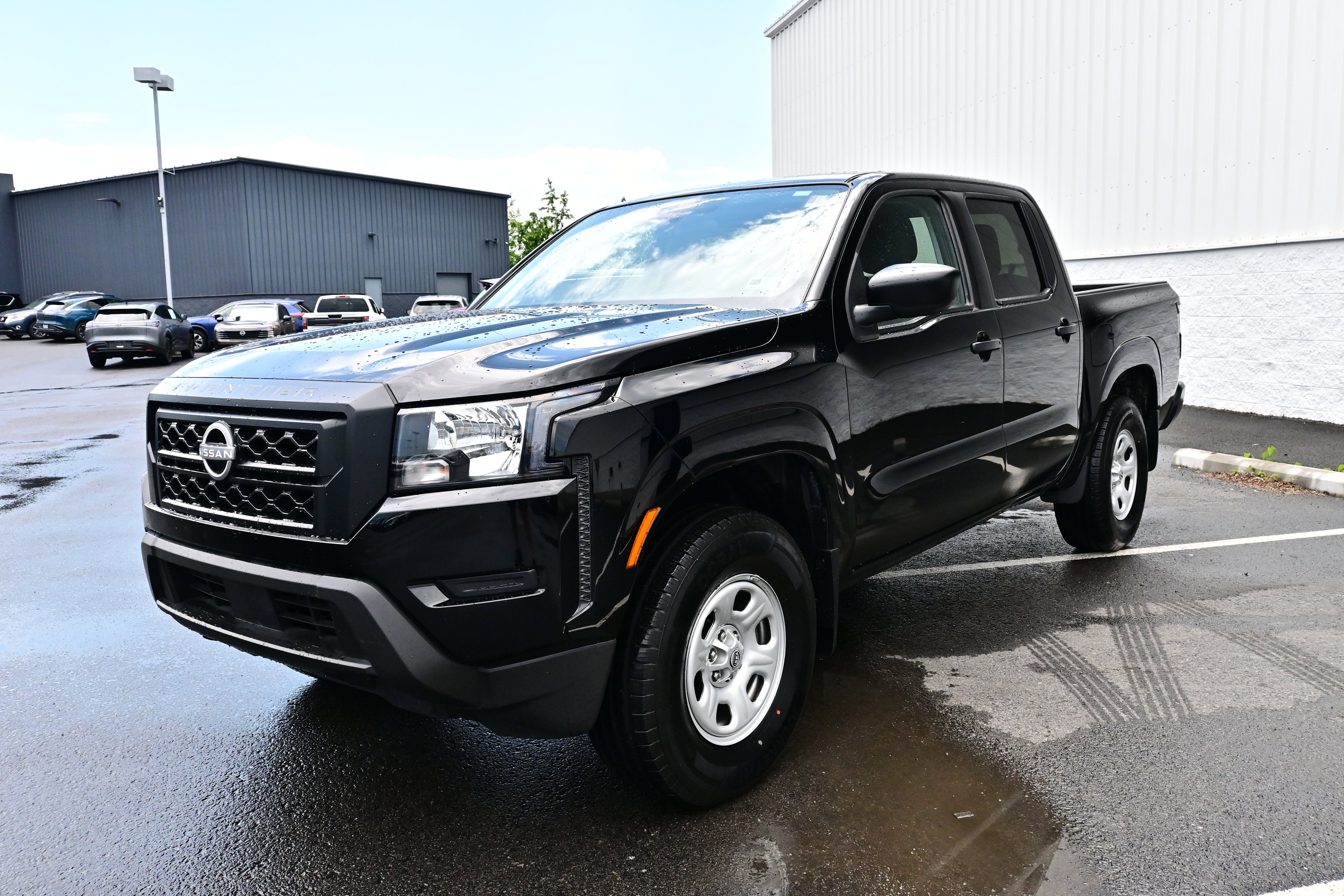 2024 Nissan Frontier Crew Cab S