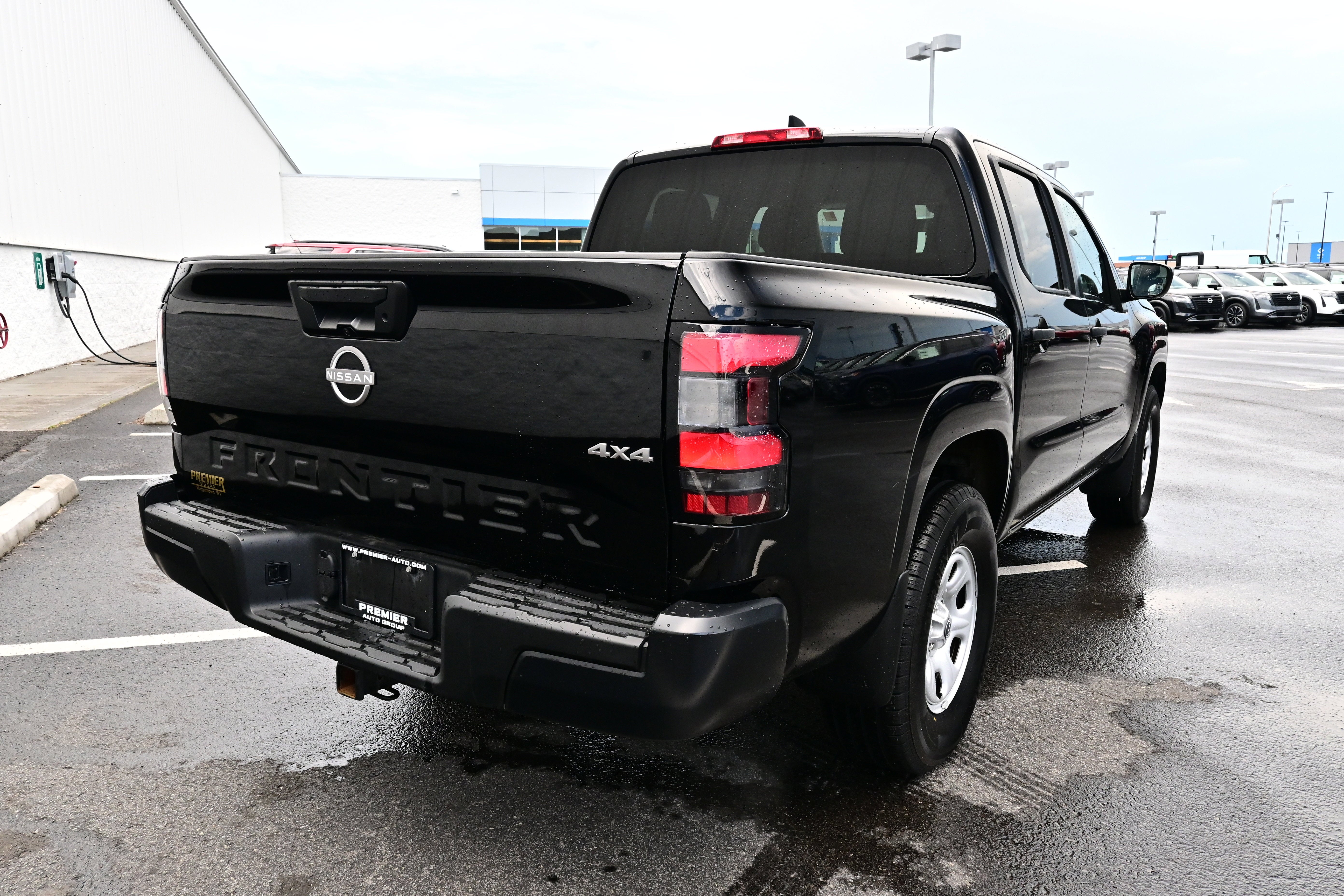 2024 Nissan Frontier Crew Cab S