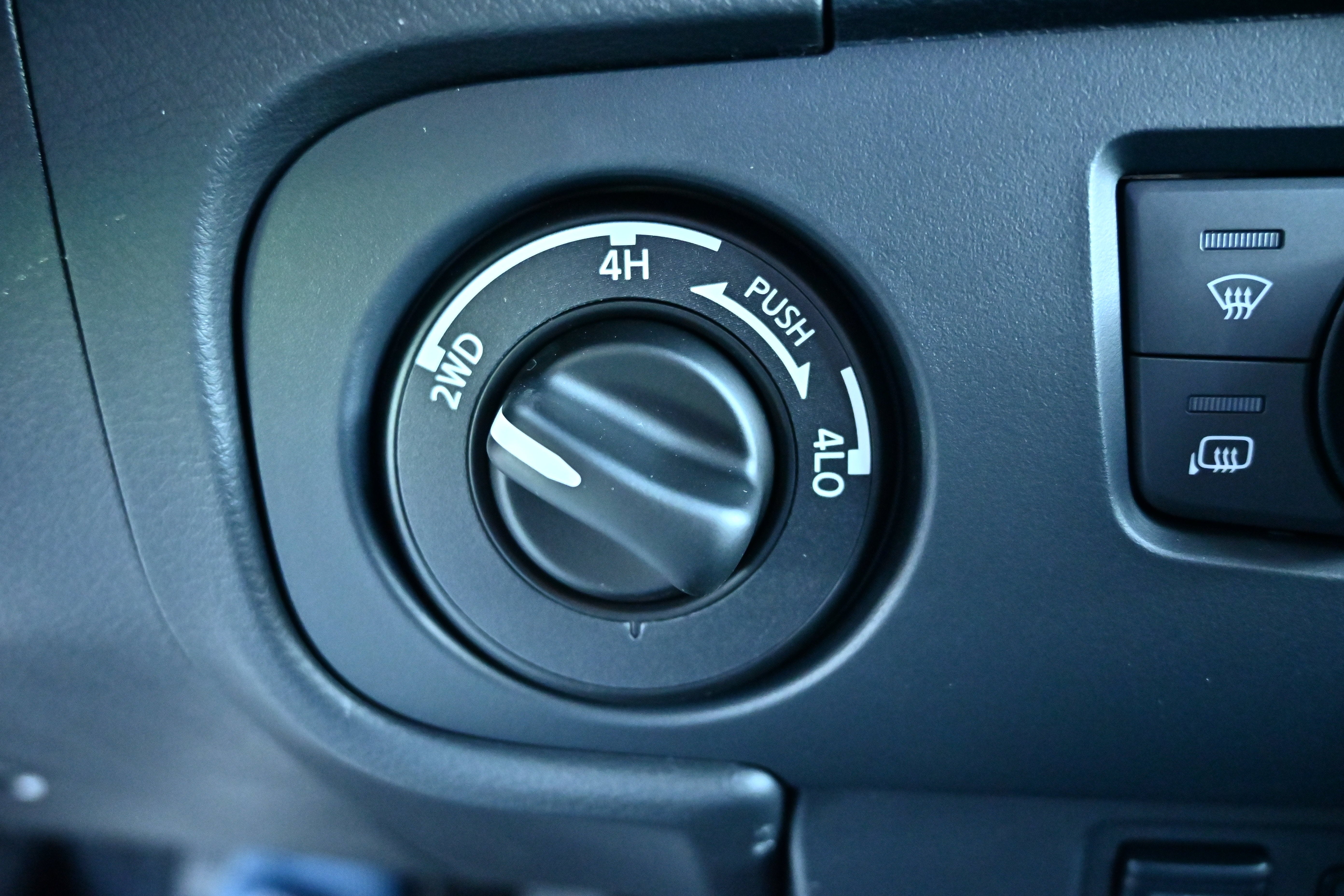 2027 Nissan Frontier Crew Cab PRO-4X®