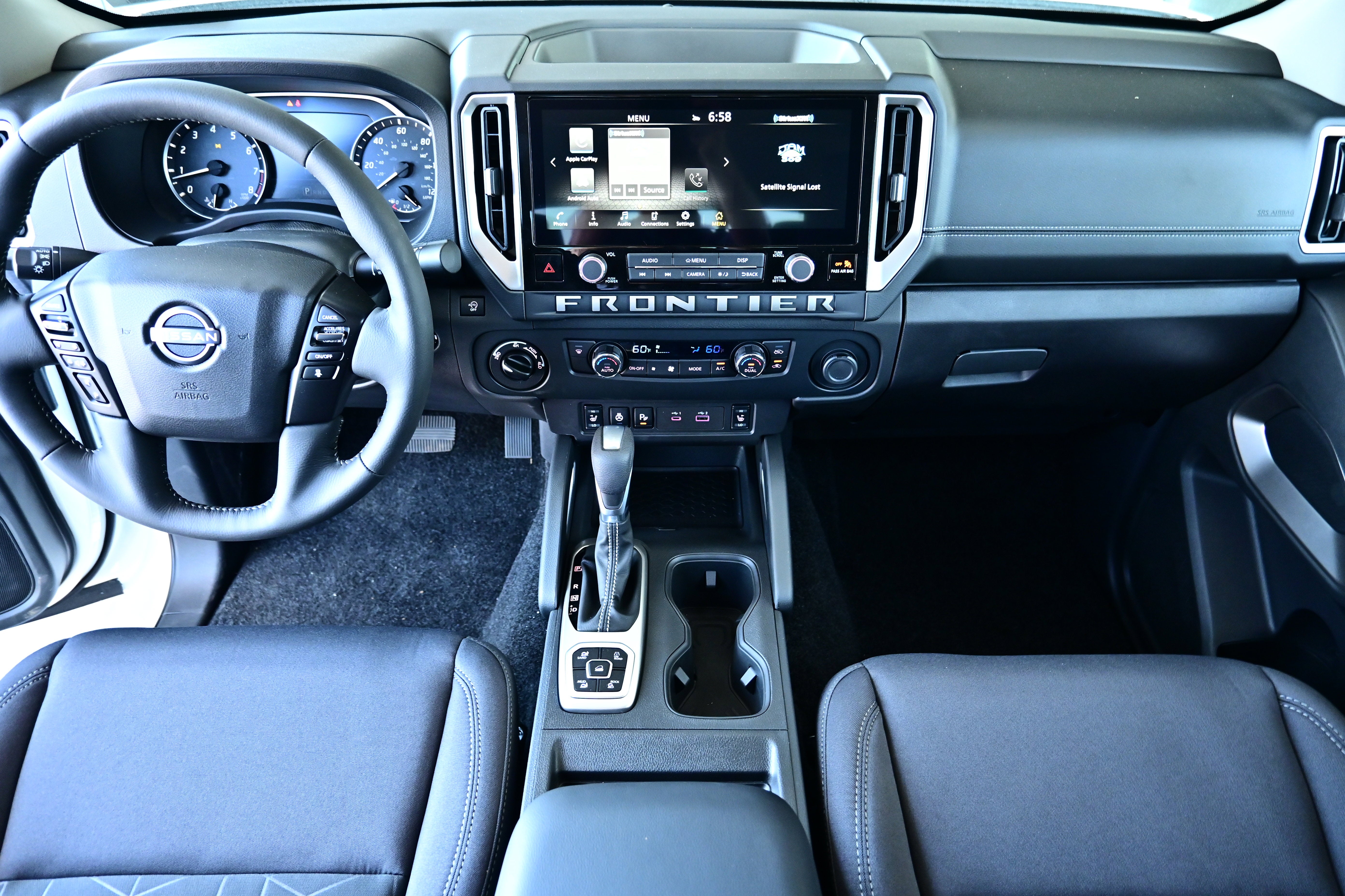 2026 Nissan Frontier Crew Cab SV