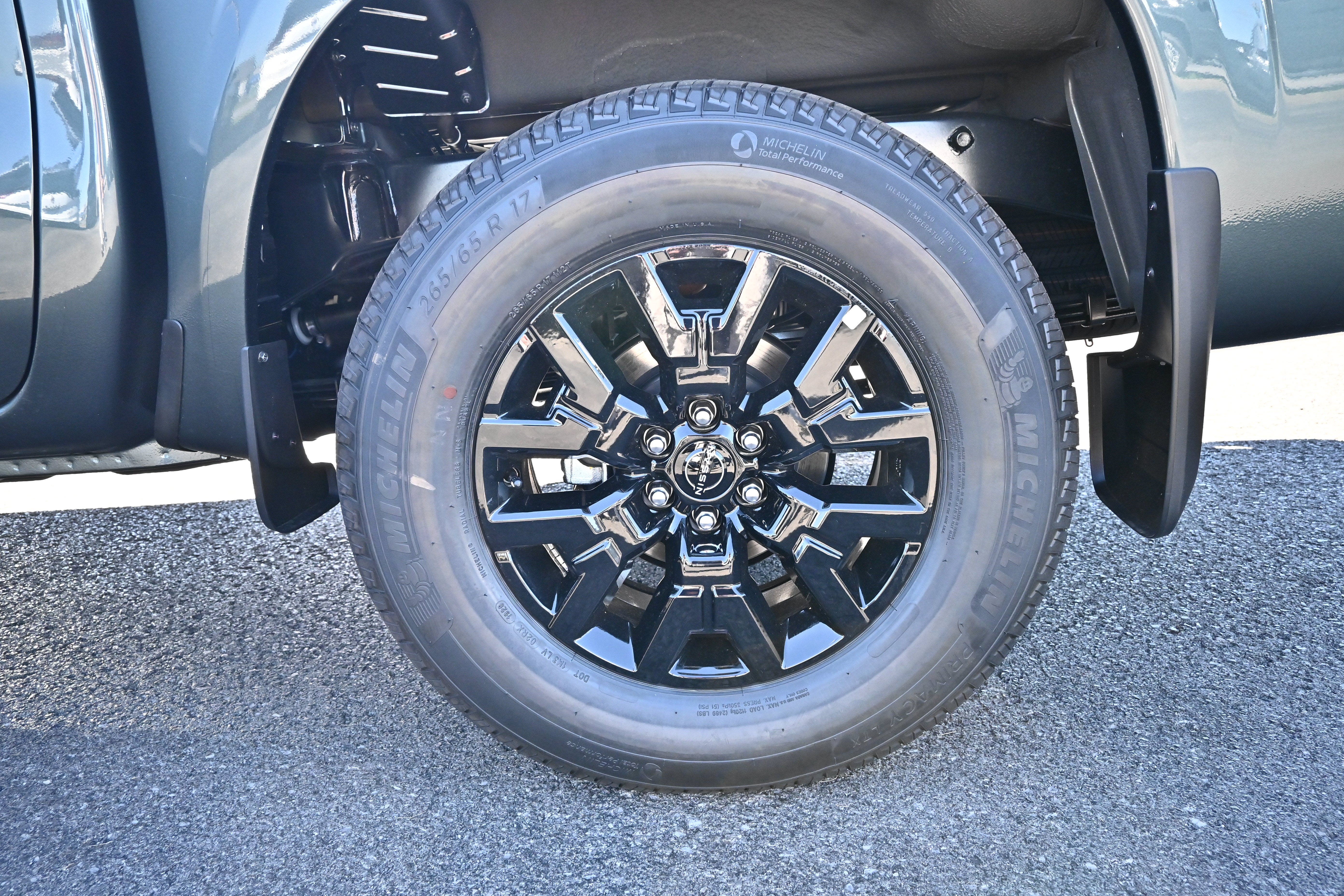 2027 Nissan Frontier Crew Cab SV