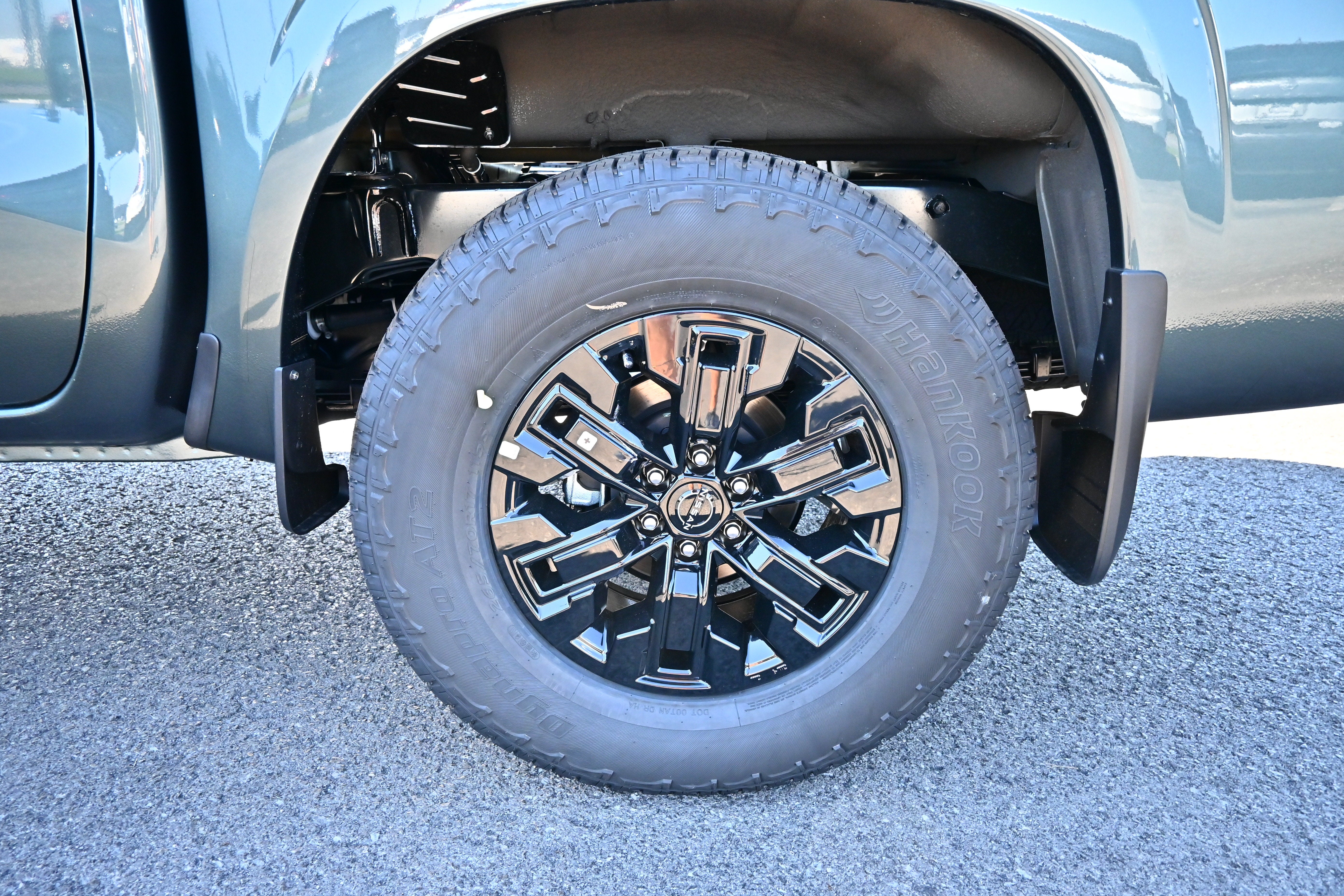 2027 Nissan Frontier Crew Cab SV