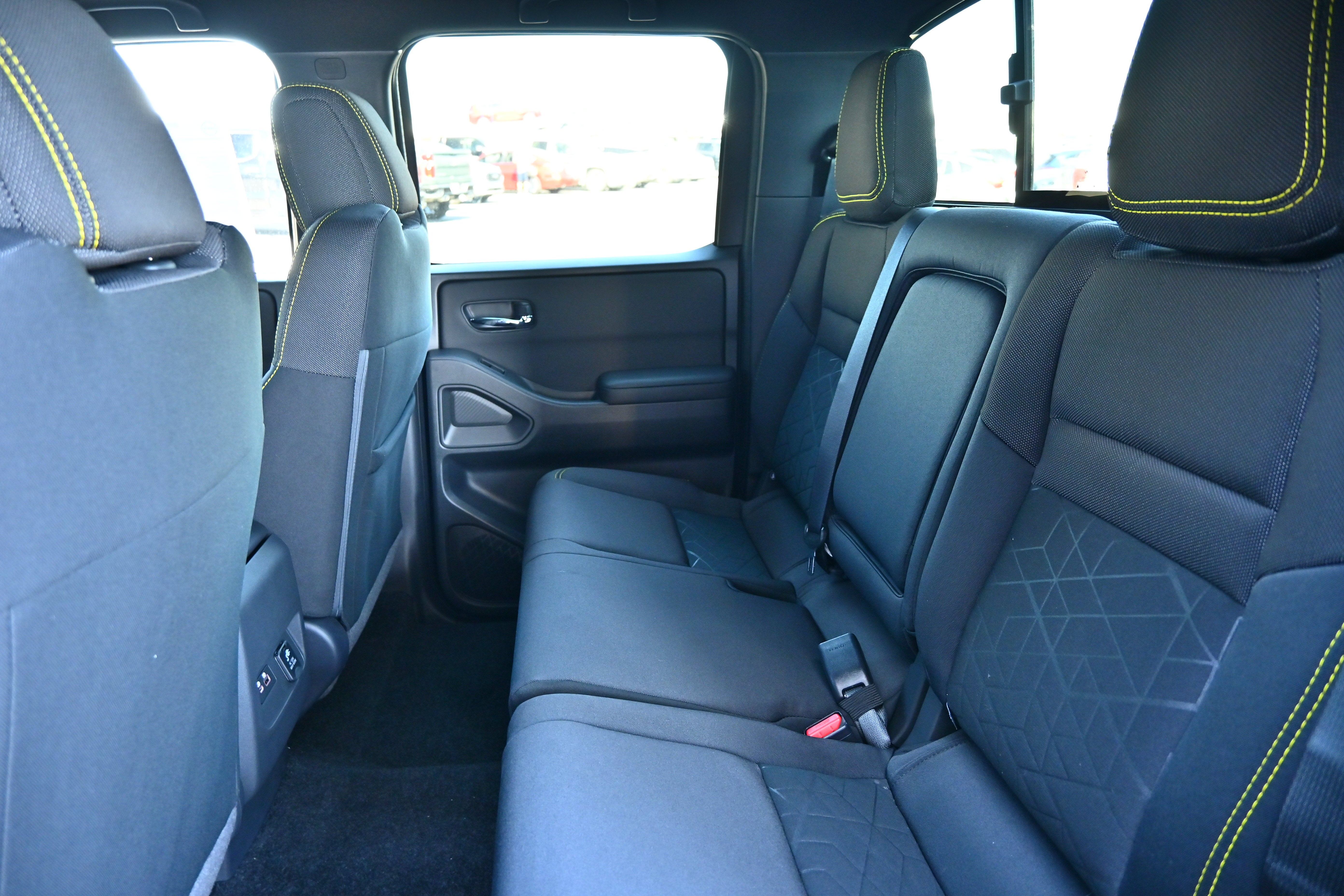 2027 Nissan Frontier Crew Cab SV