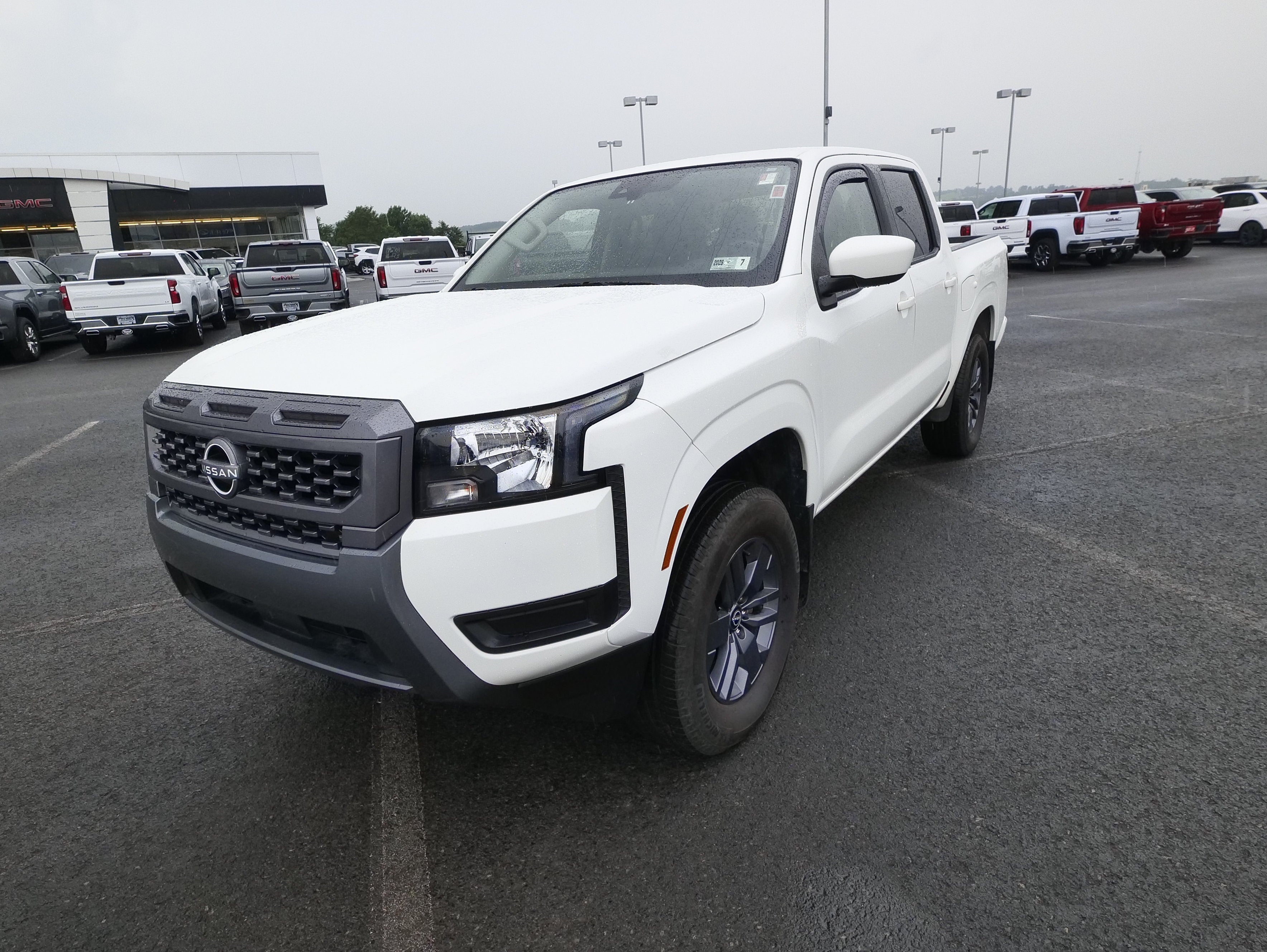 2025 Nissan Frontier SV