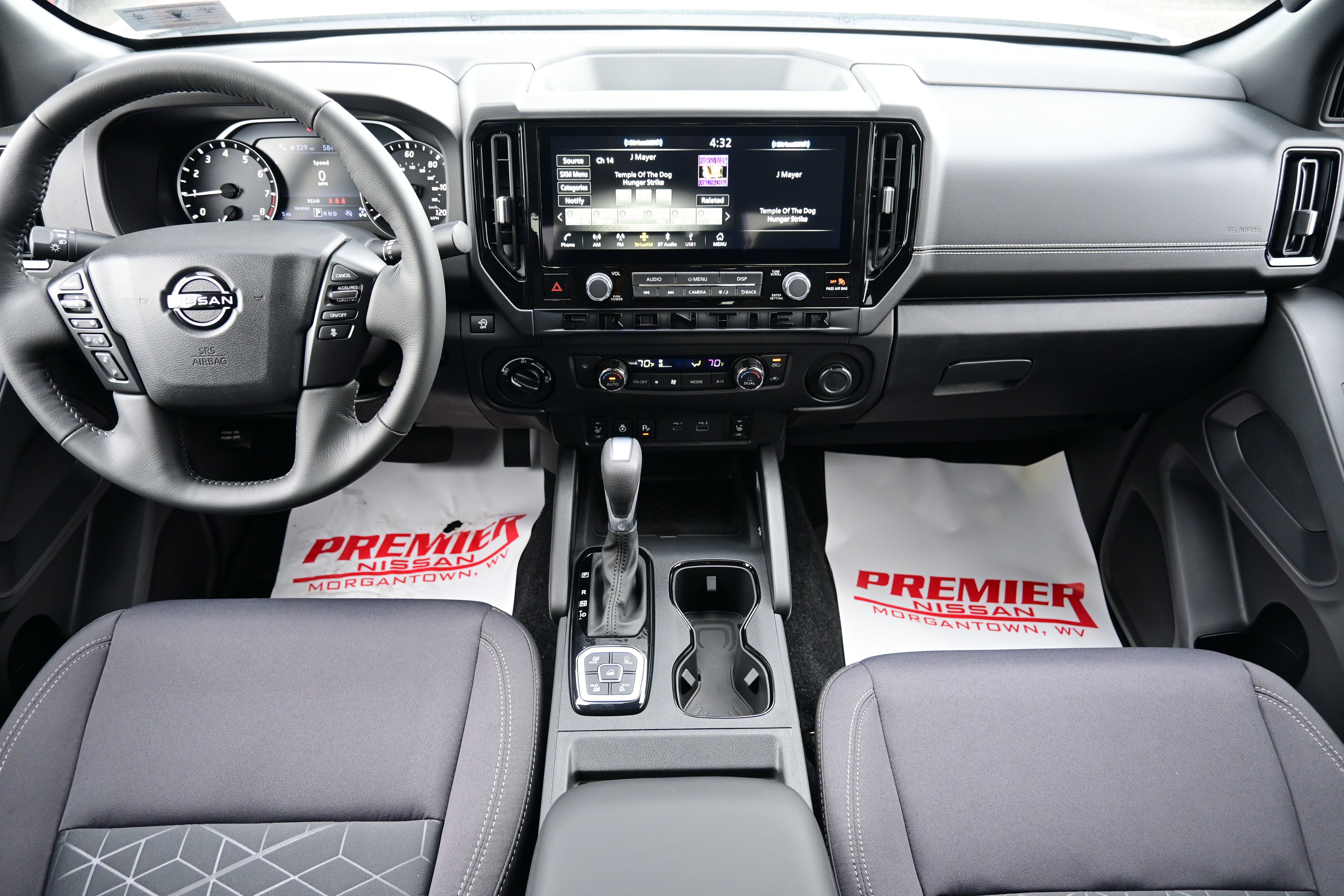 2026 Nissan Frontier Crew Cab SV