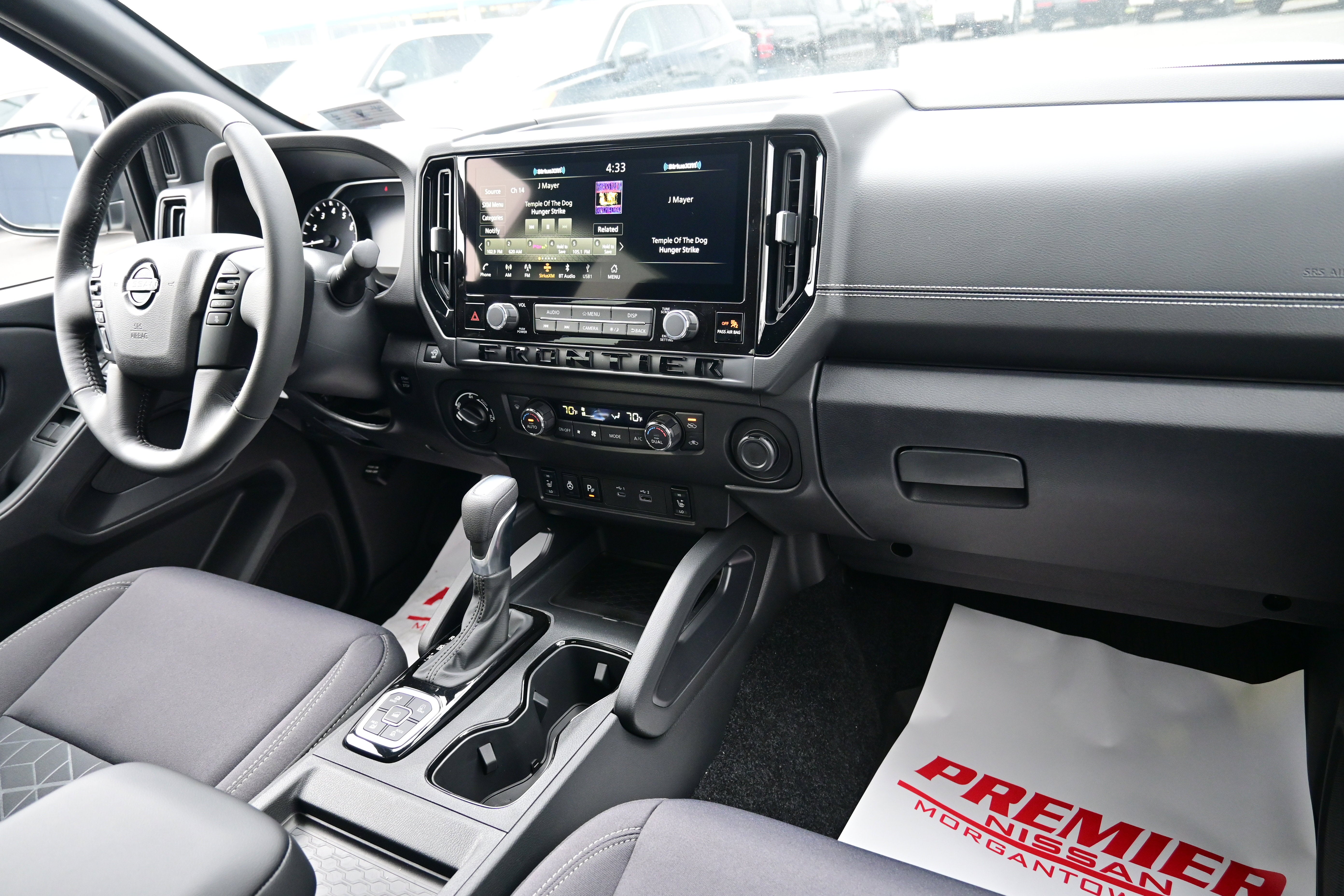 2026 Nissan Frontier Crew Cab SV