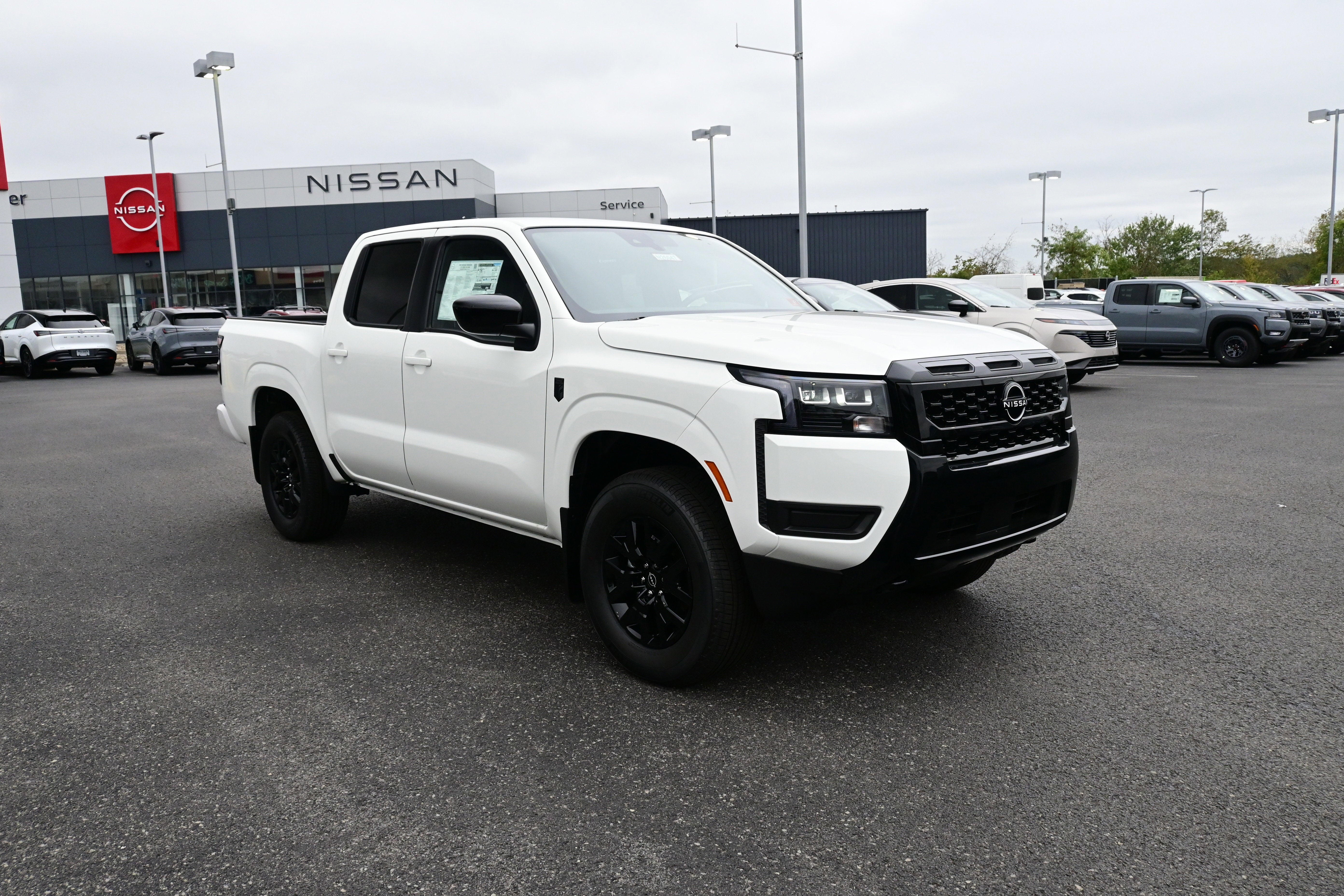 2026 Nissan Frontier Crew Cab SV