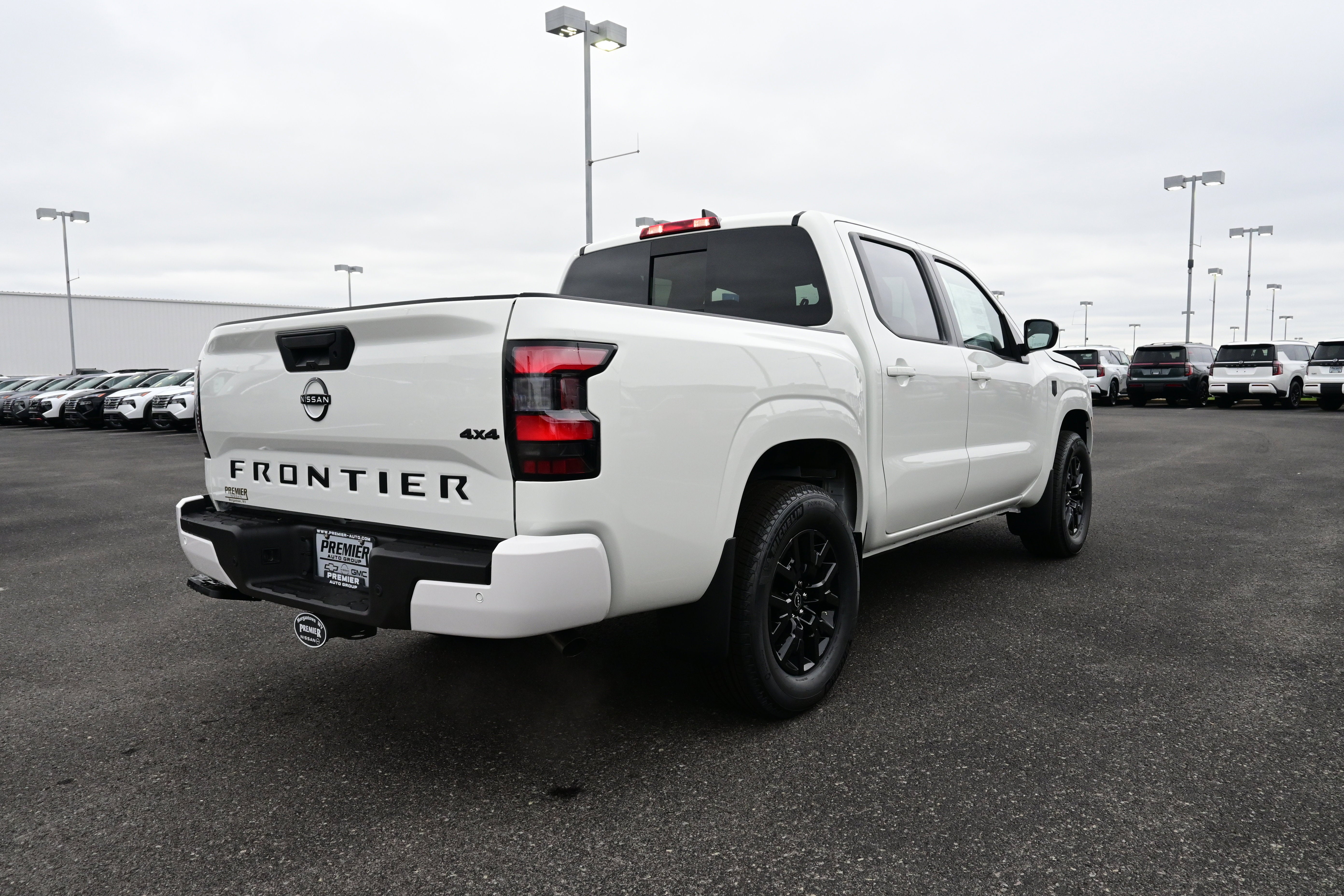 2026 Nissan Frontier Crew Cab SV