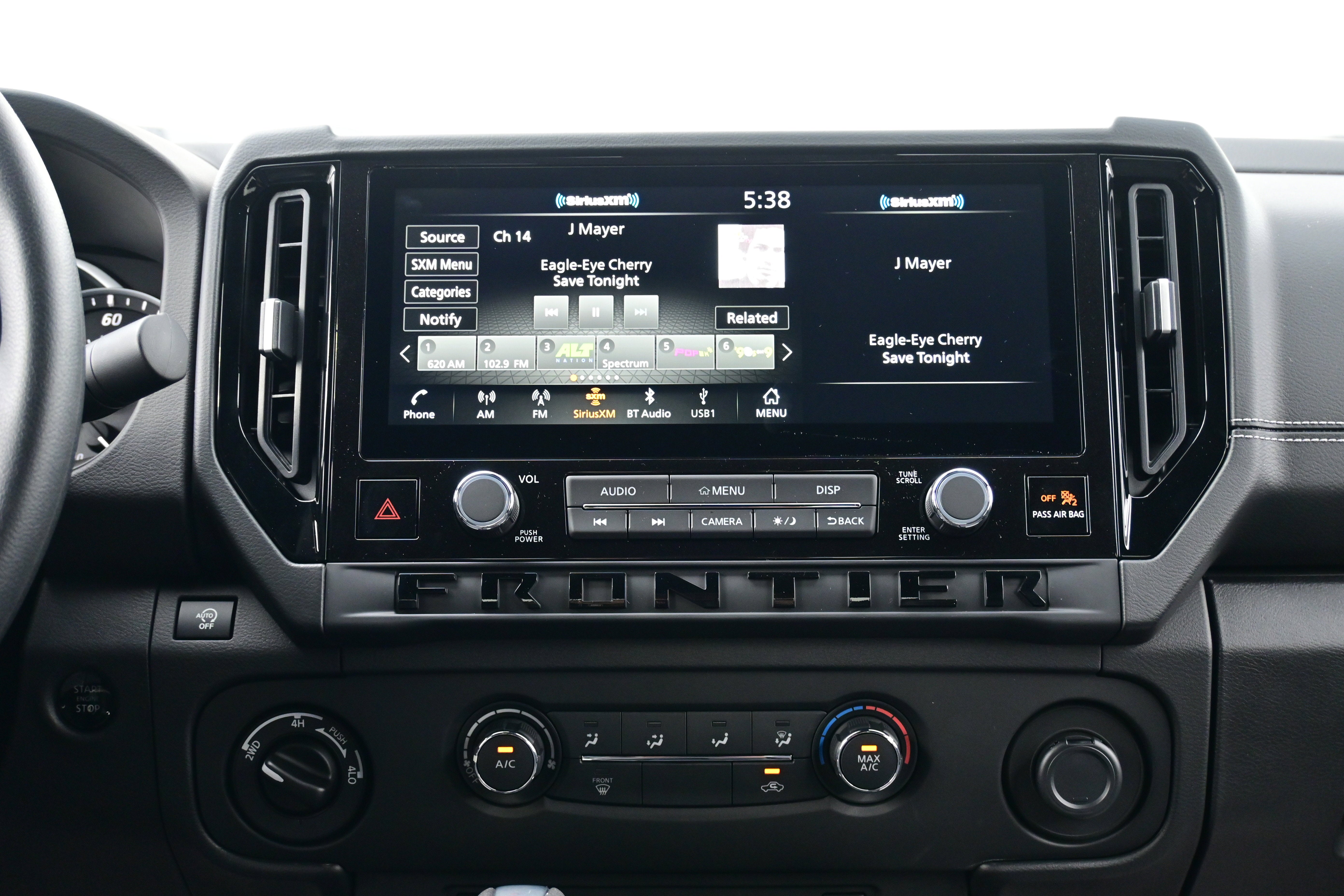 2026 Nissan Frontier Crew Cab SV