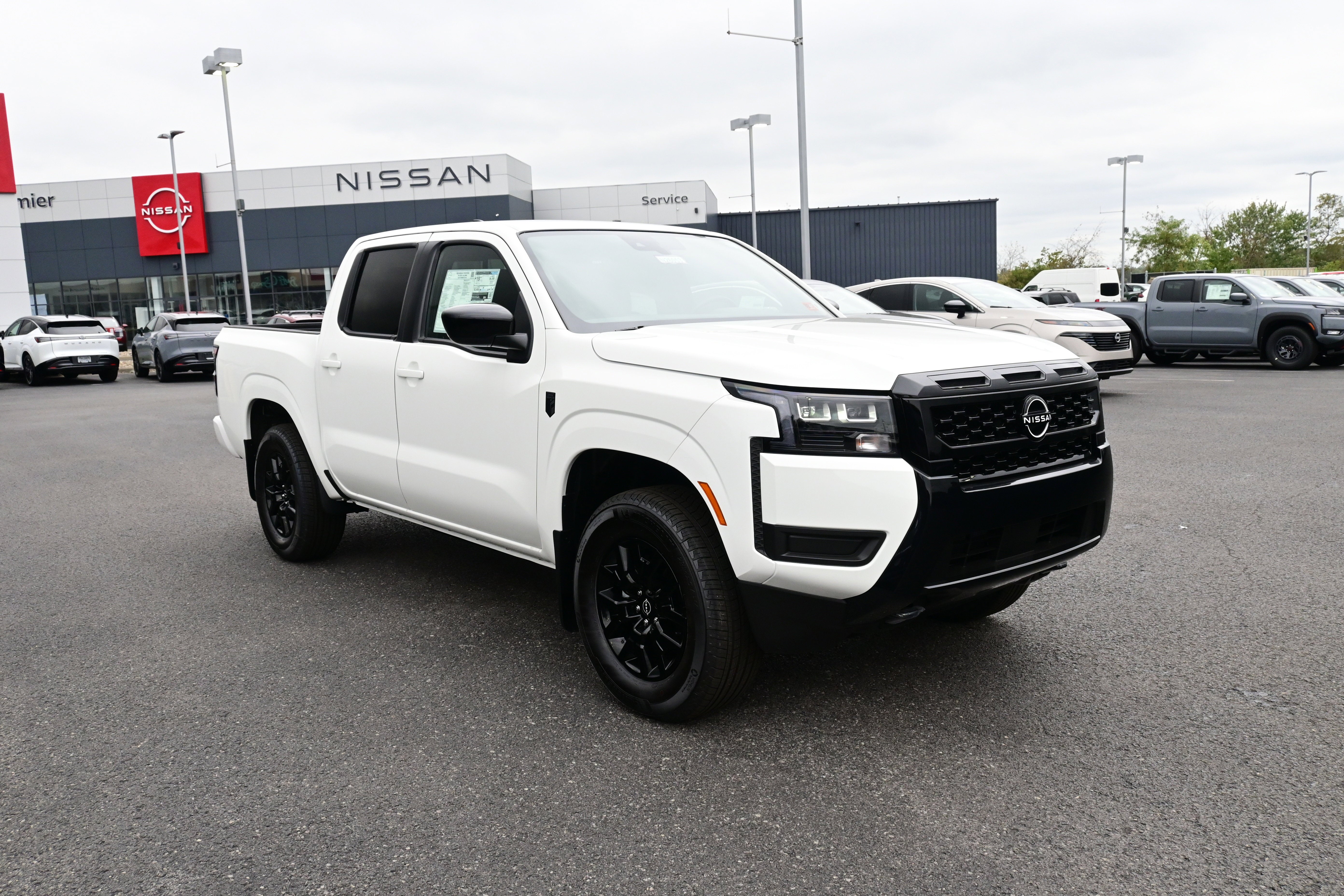 2026 Nissan Frontier Crew Cab SV