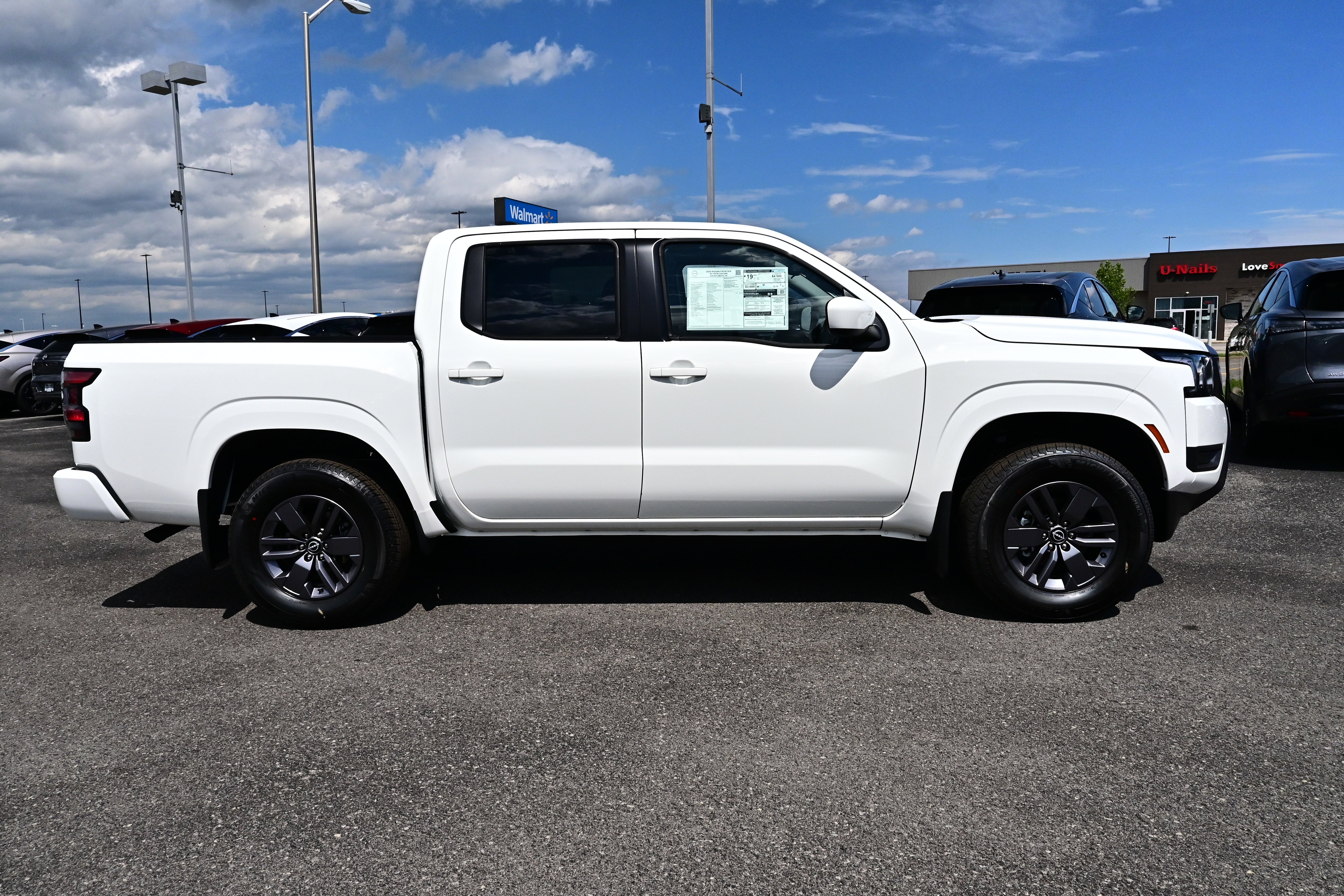 2026 Nissan Frontier Crew Cab SV