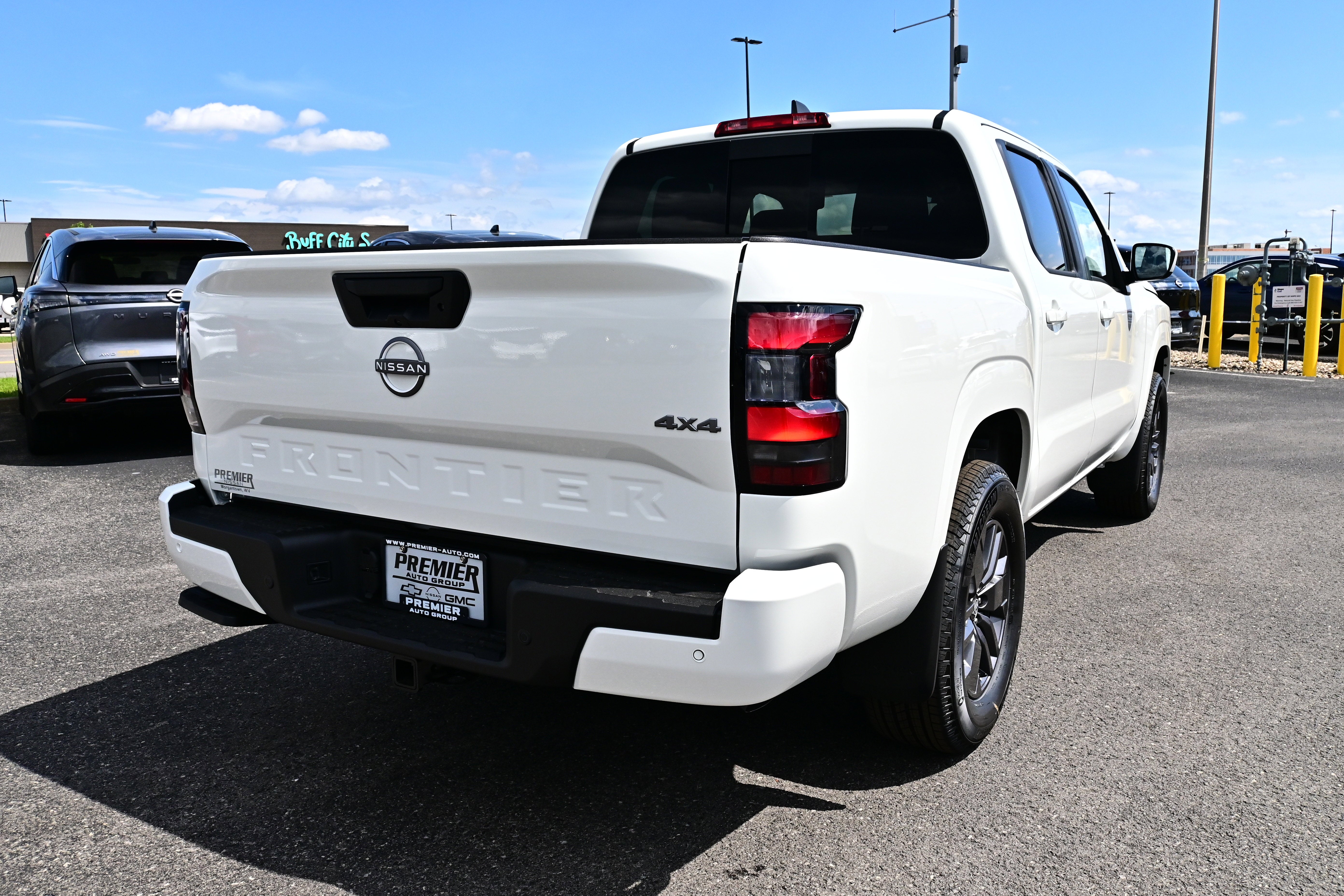 2026 Nissan Frontier Crew Cab SV