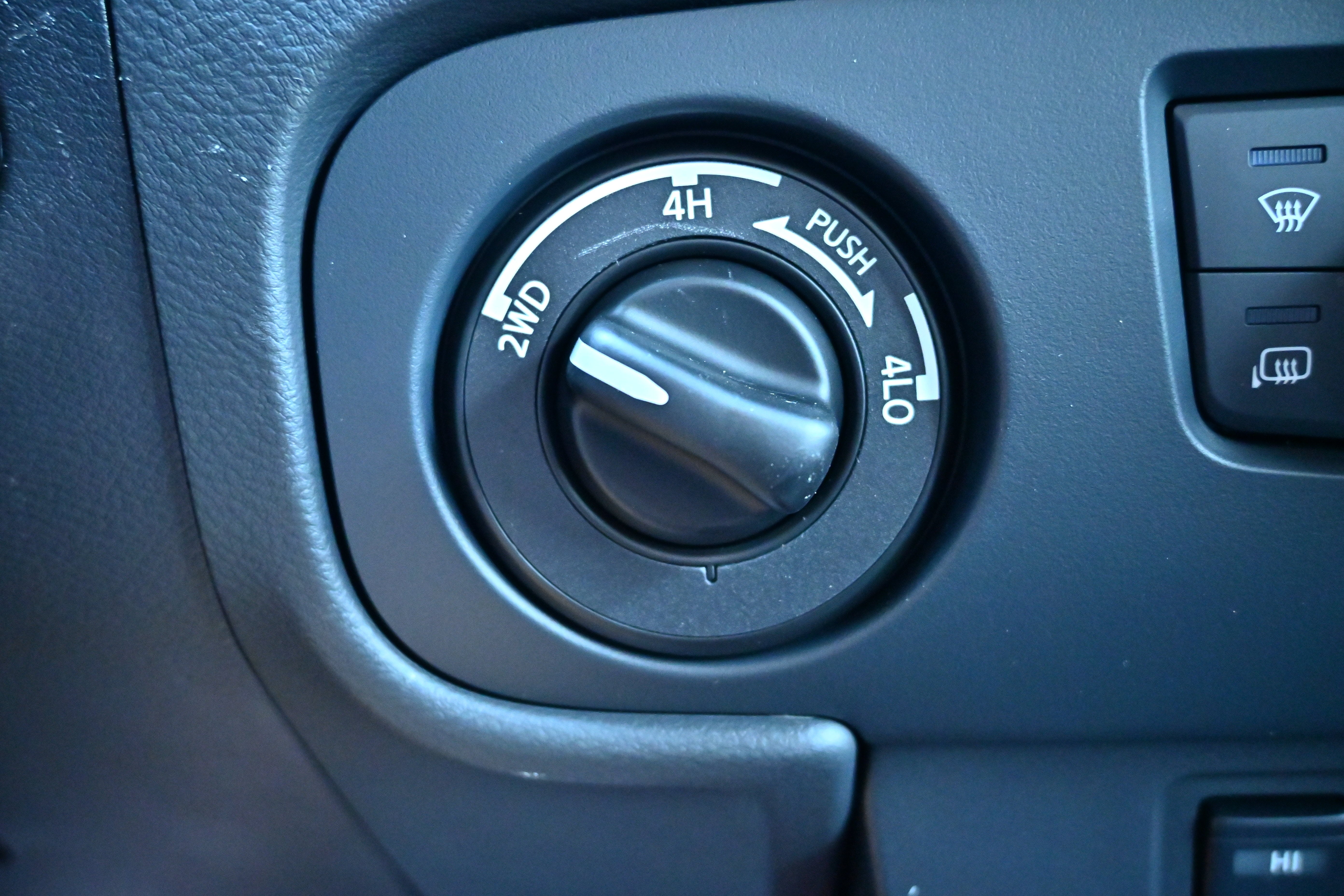 2027 Nissan Frontier Crew Cab PRO-4X®