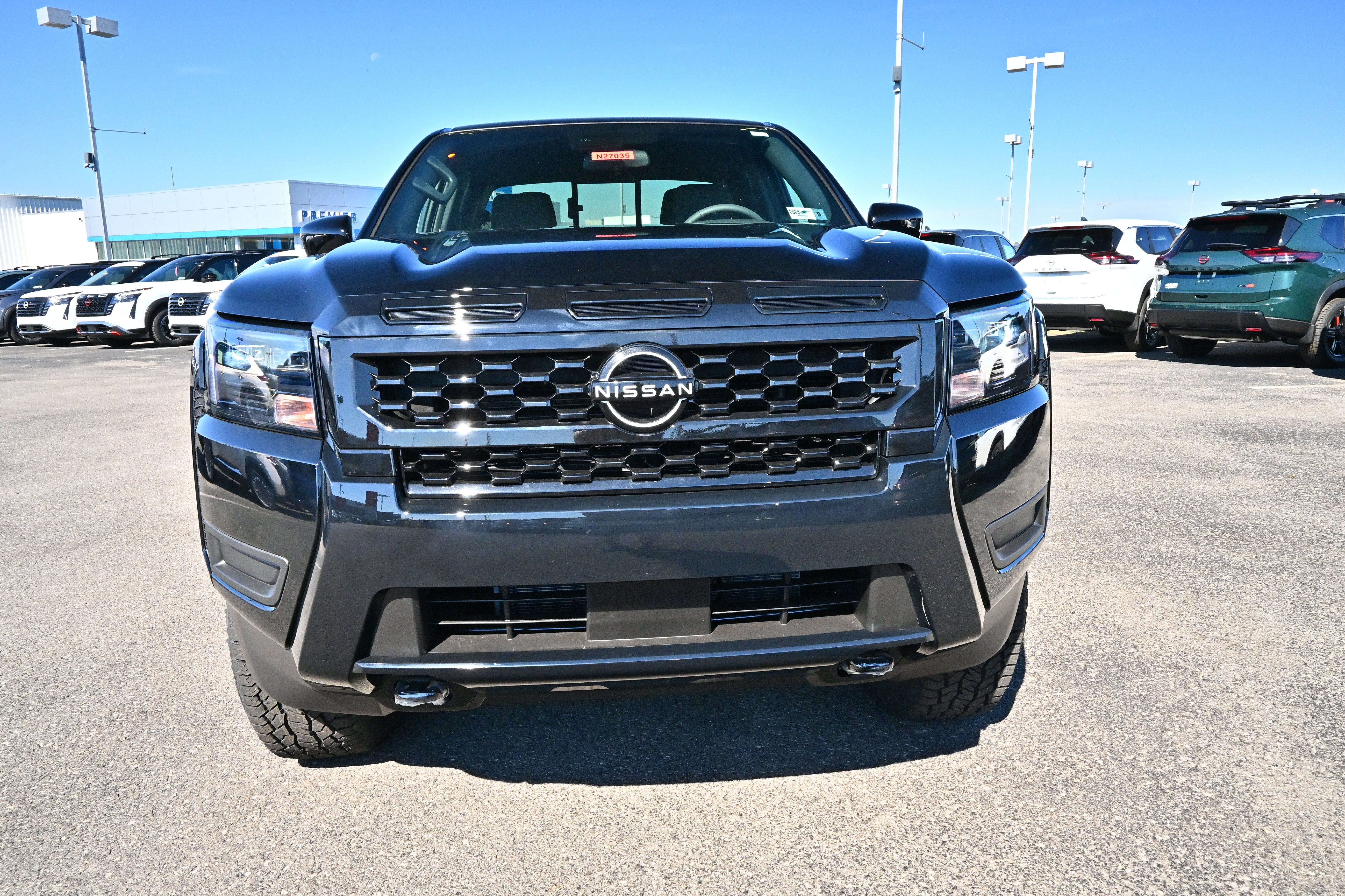 2027 Nissan Frontier Crew Cab SV