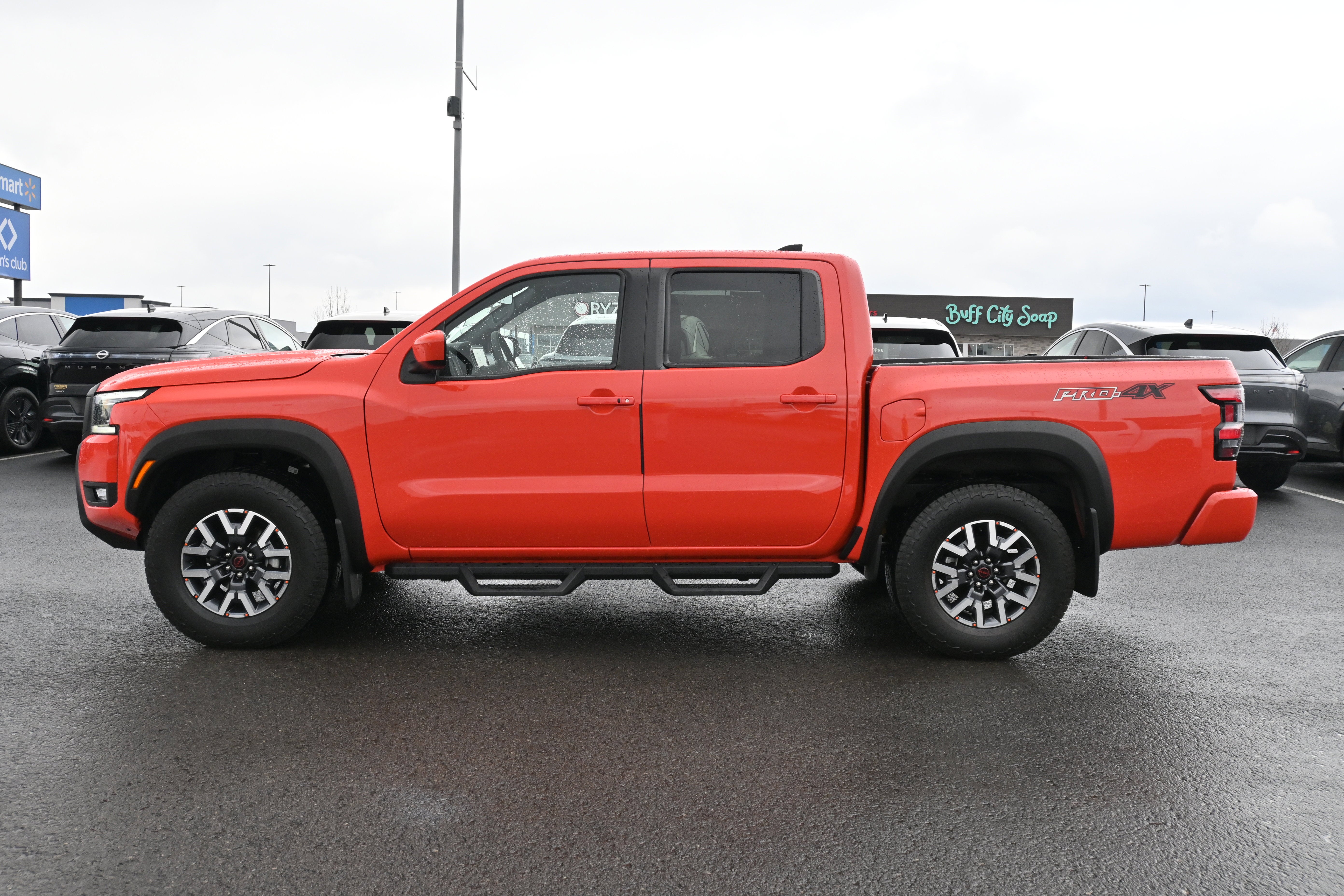 2025 Nissan Frontier PRO-4X