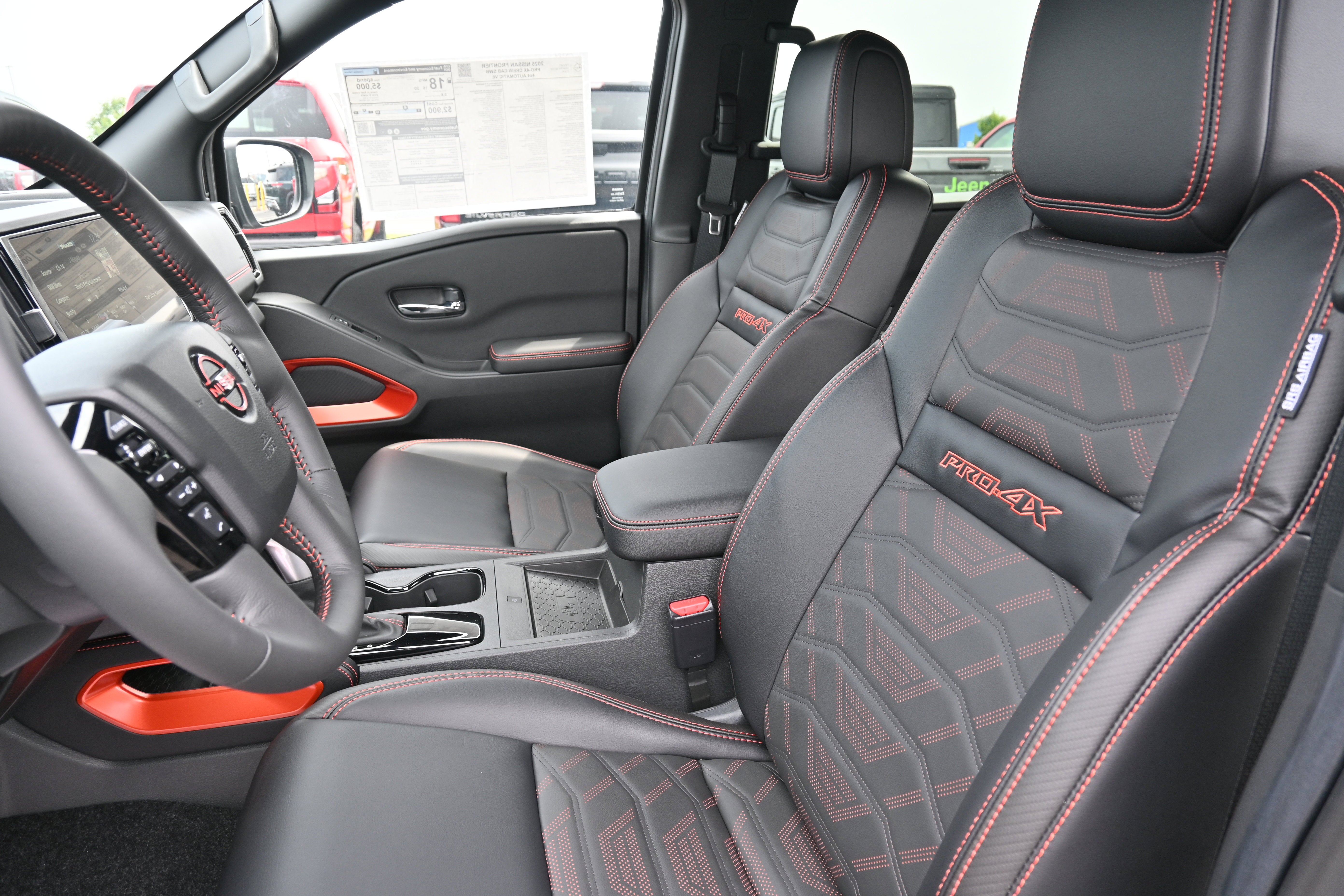 2025 Nissan Frontier Crew Cab PRO-4X®