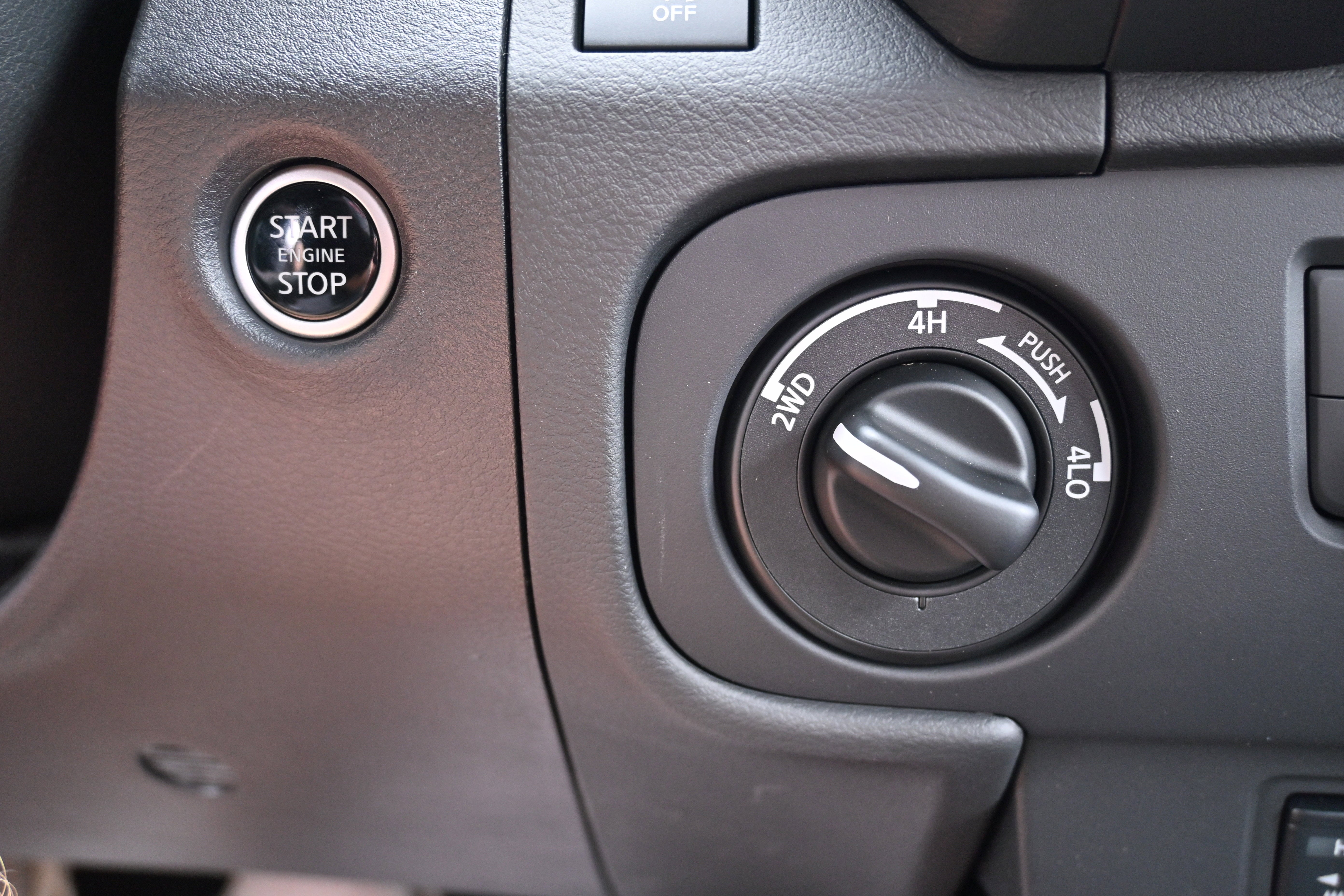 2025 Nissan Frontier Crew Cab PRO-4X®