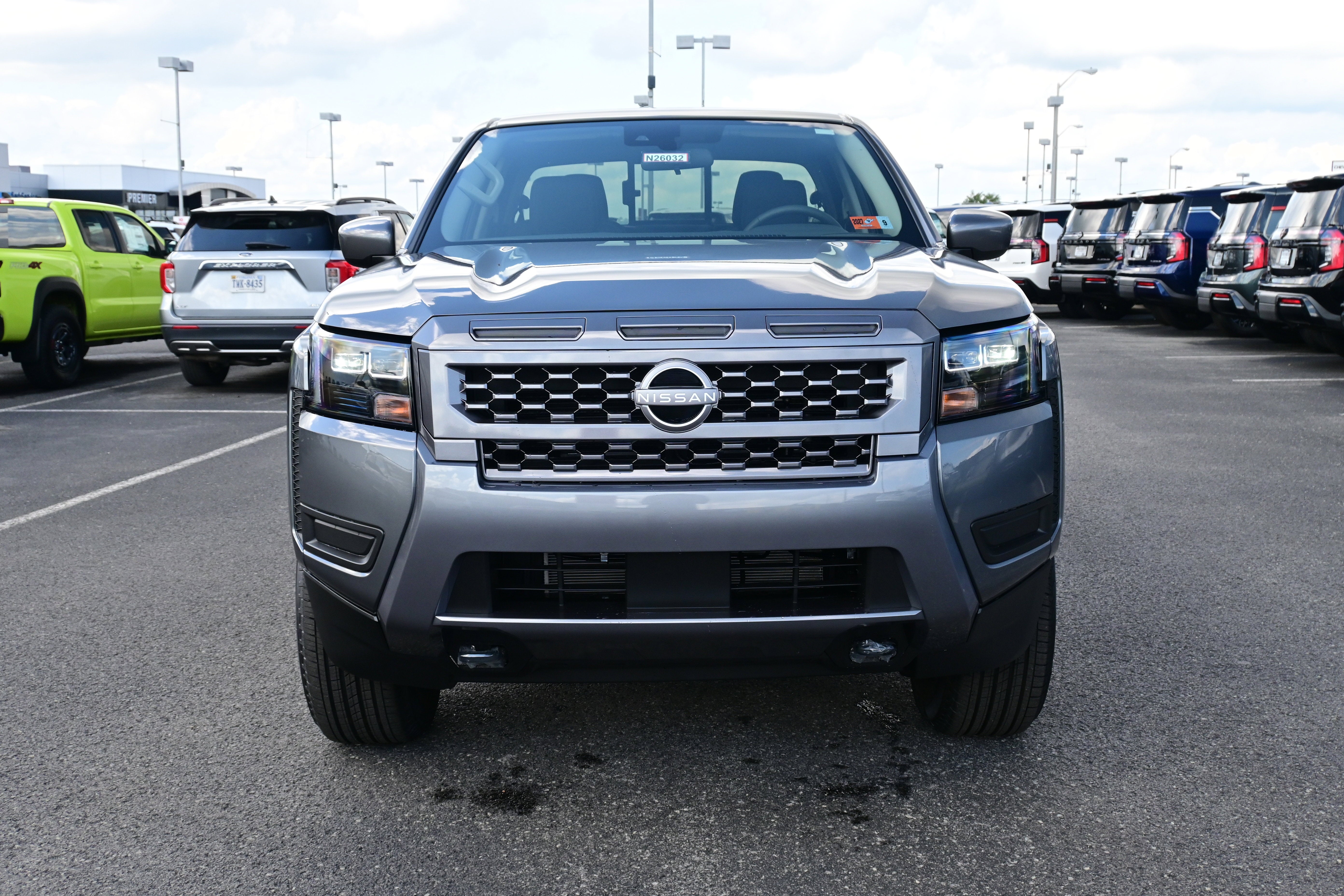 2026 Nissan Frontier Crew Cab SV
