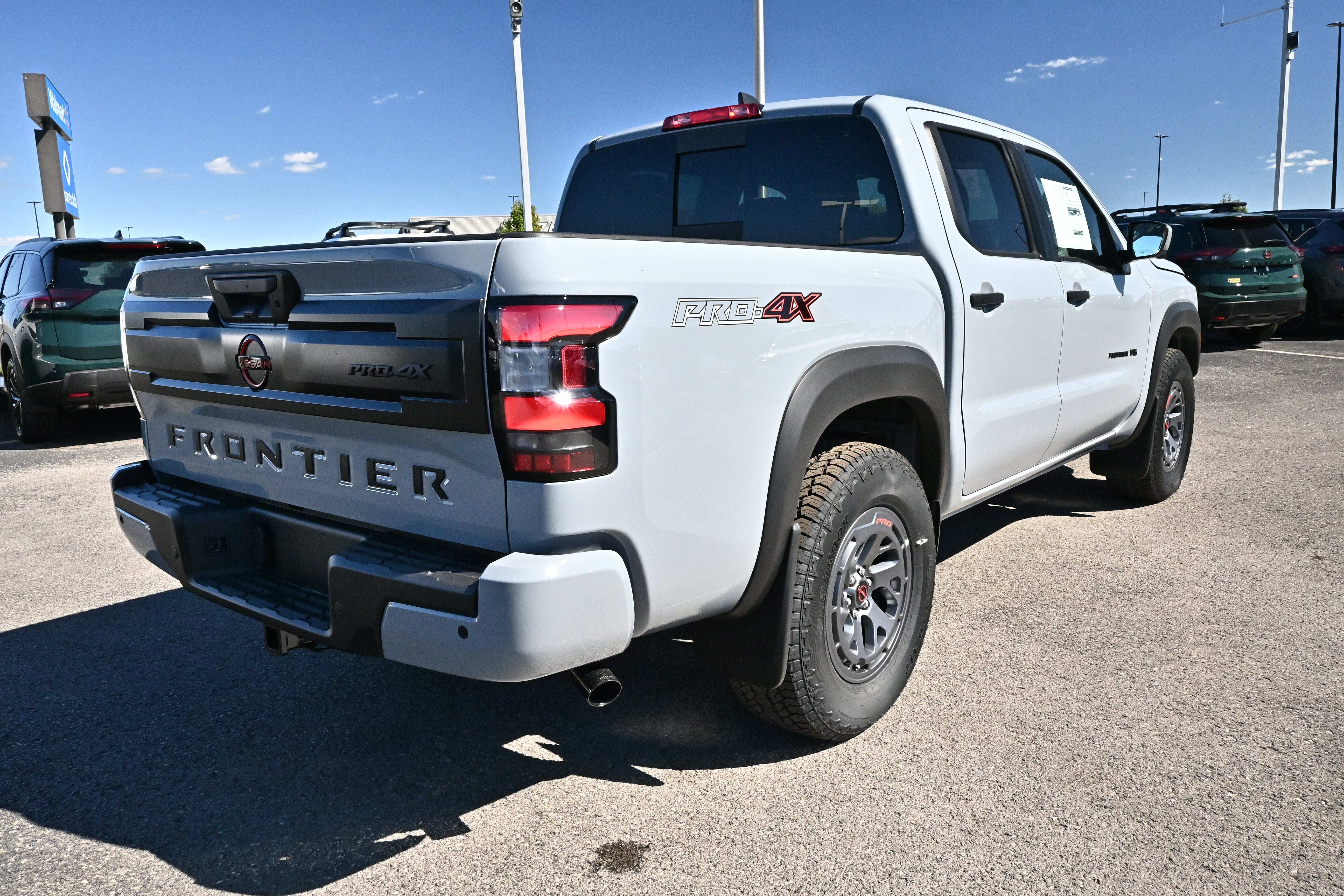 2027 Nissan Frontier Crew Cab PRO-4X®