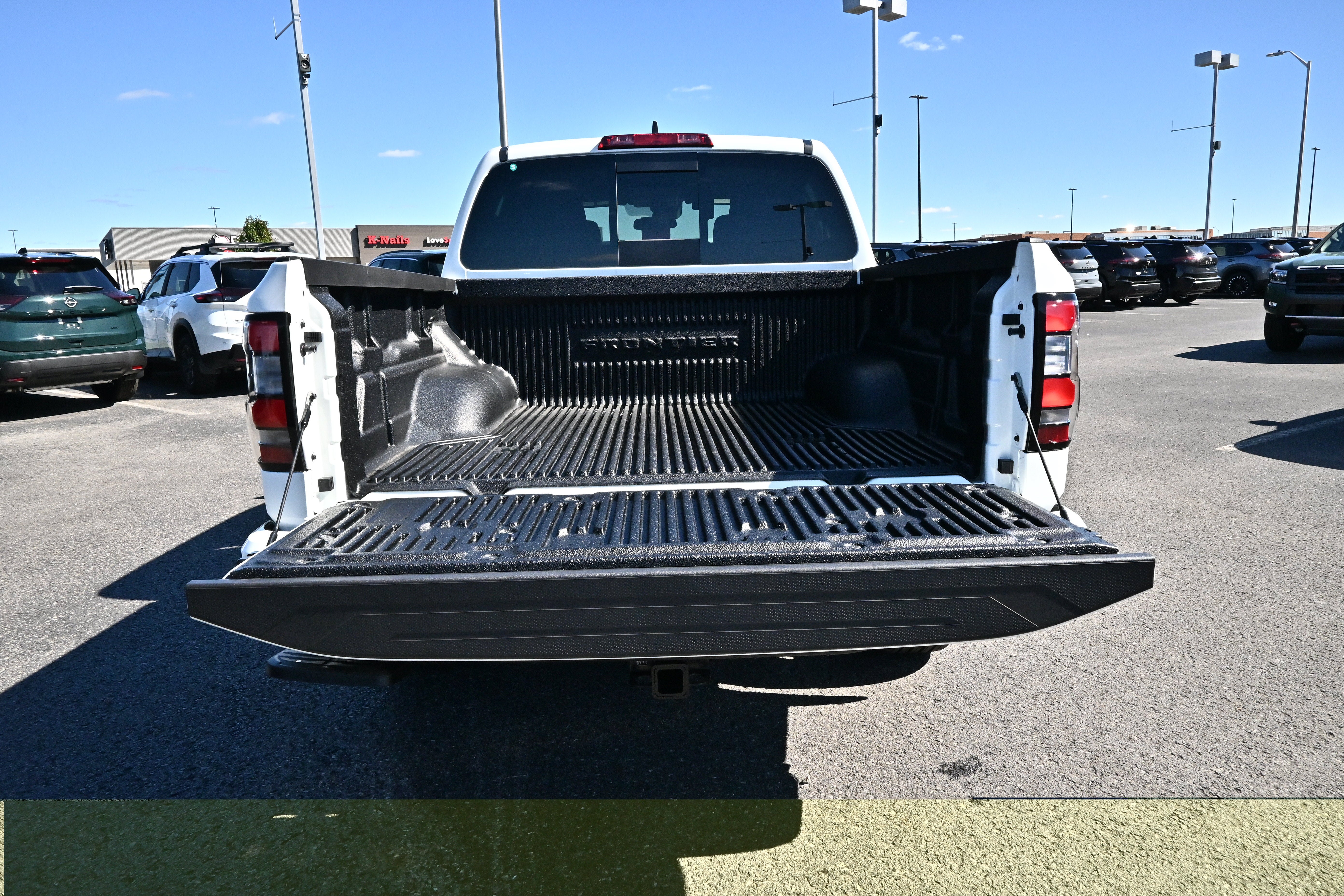 2027 Nissan Frontier Crew Cab SV