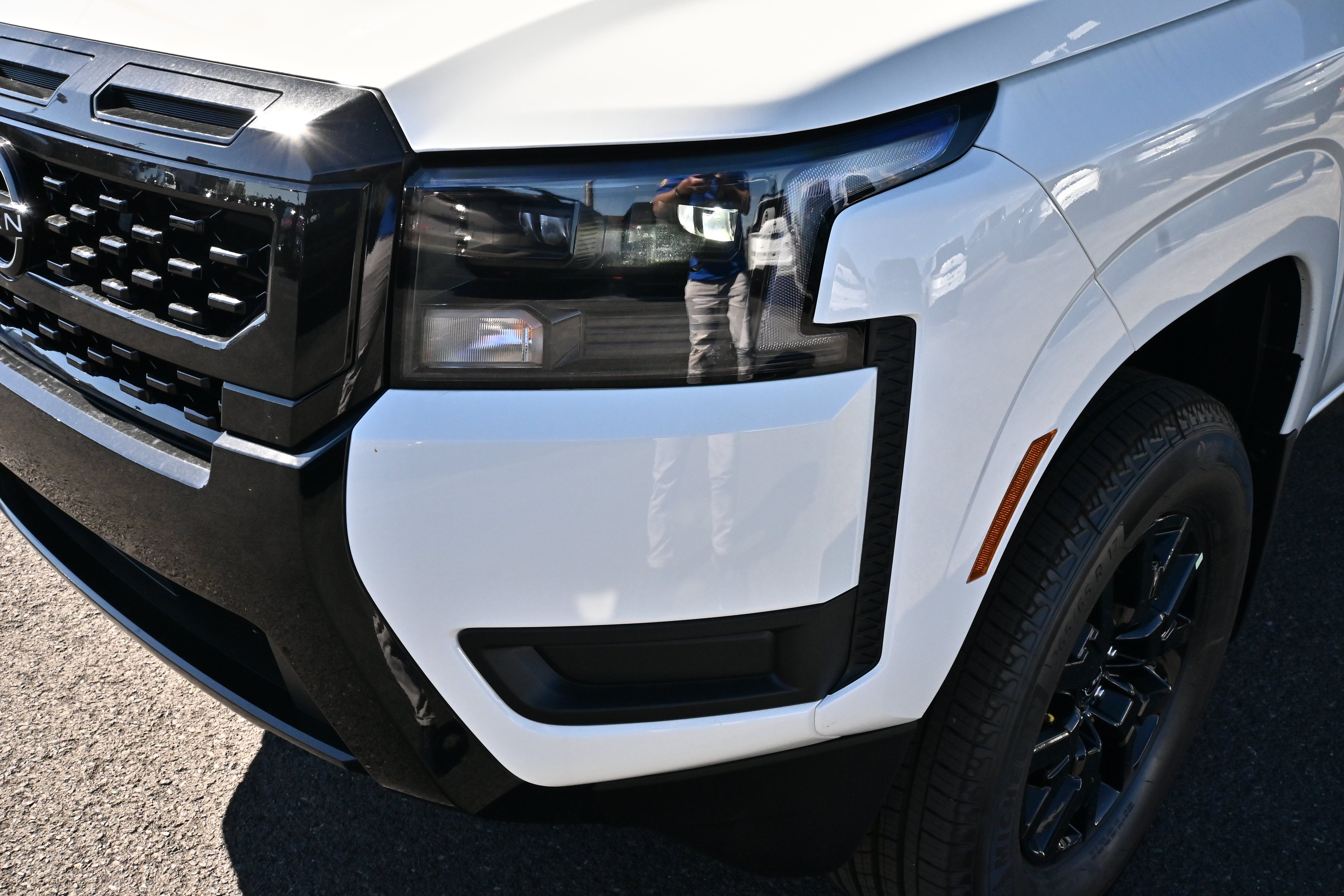 2027 Nissan Frontier Crew Cab SV