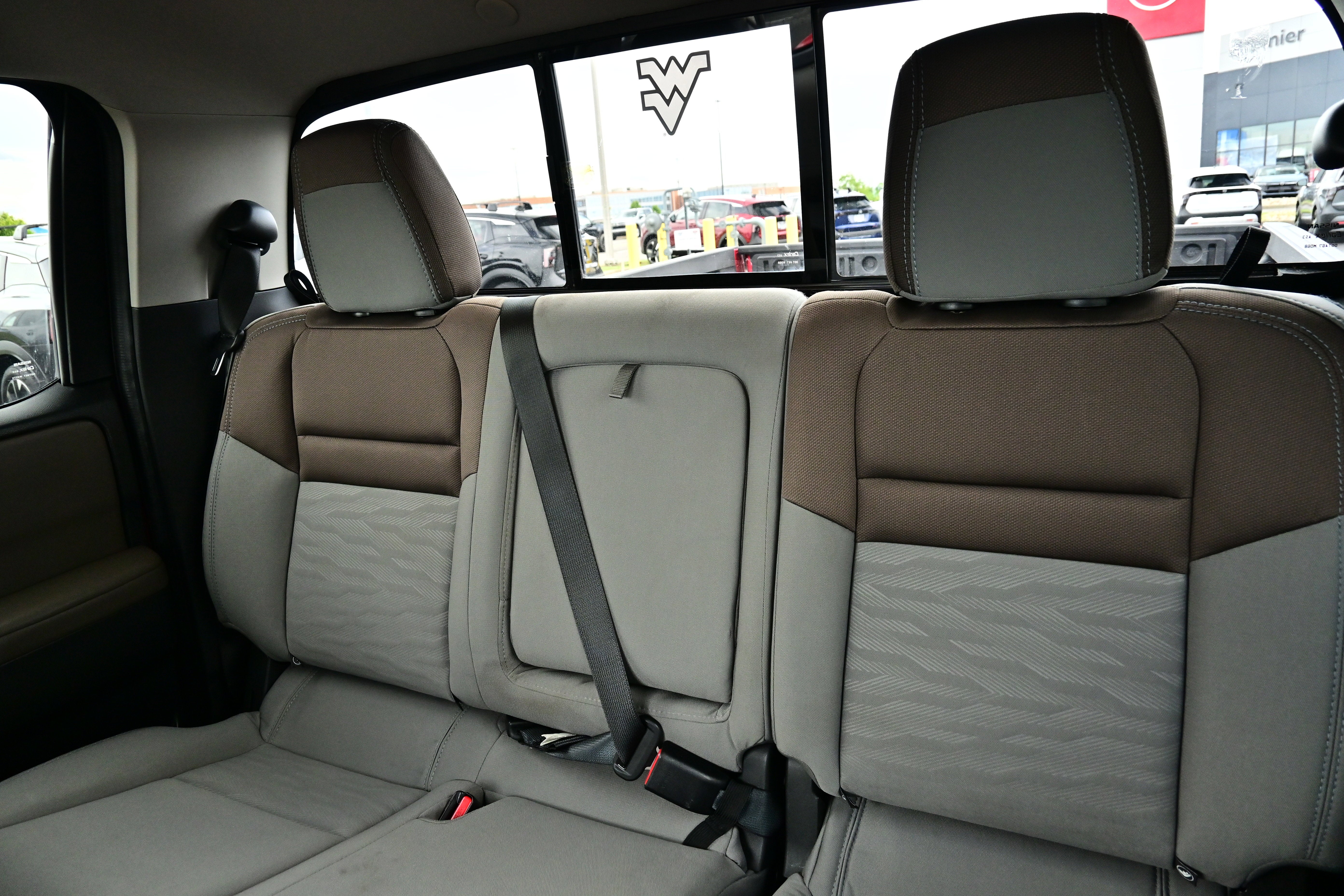 2022 Nissan Frontier Crew Cab Long Bed SV