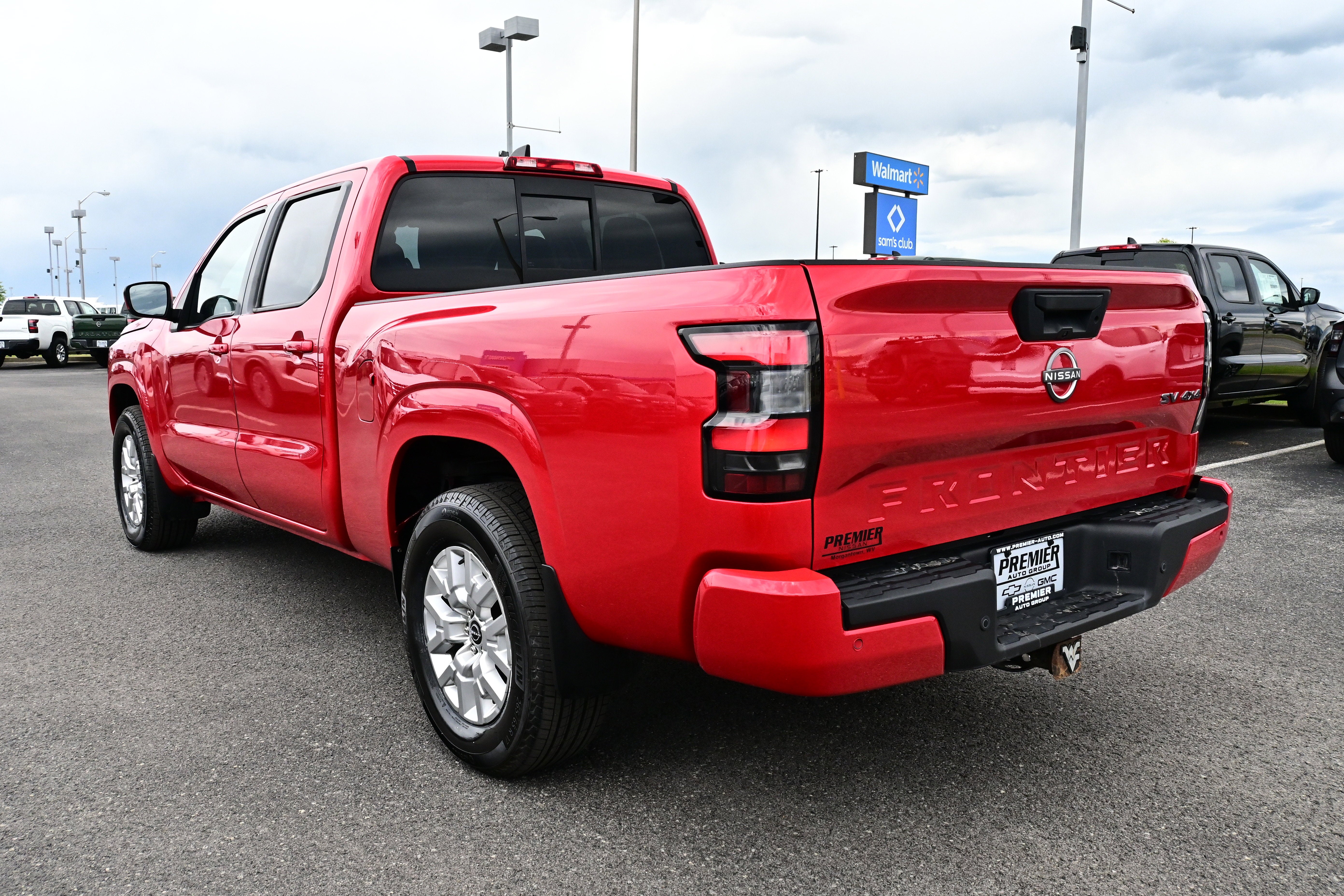 2022 Nissan Frontier Crew Cab Long Bed SV