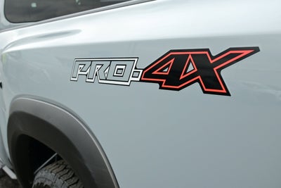 2026 Nissan Frontier Crew Cab PRO-4X® Long Bed