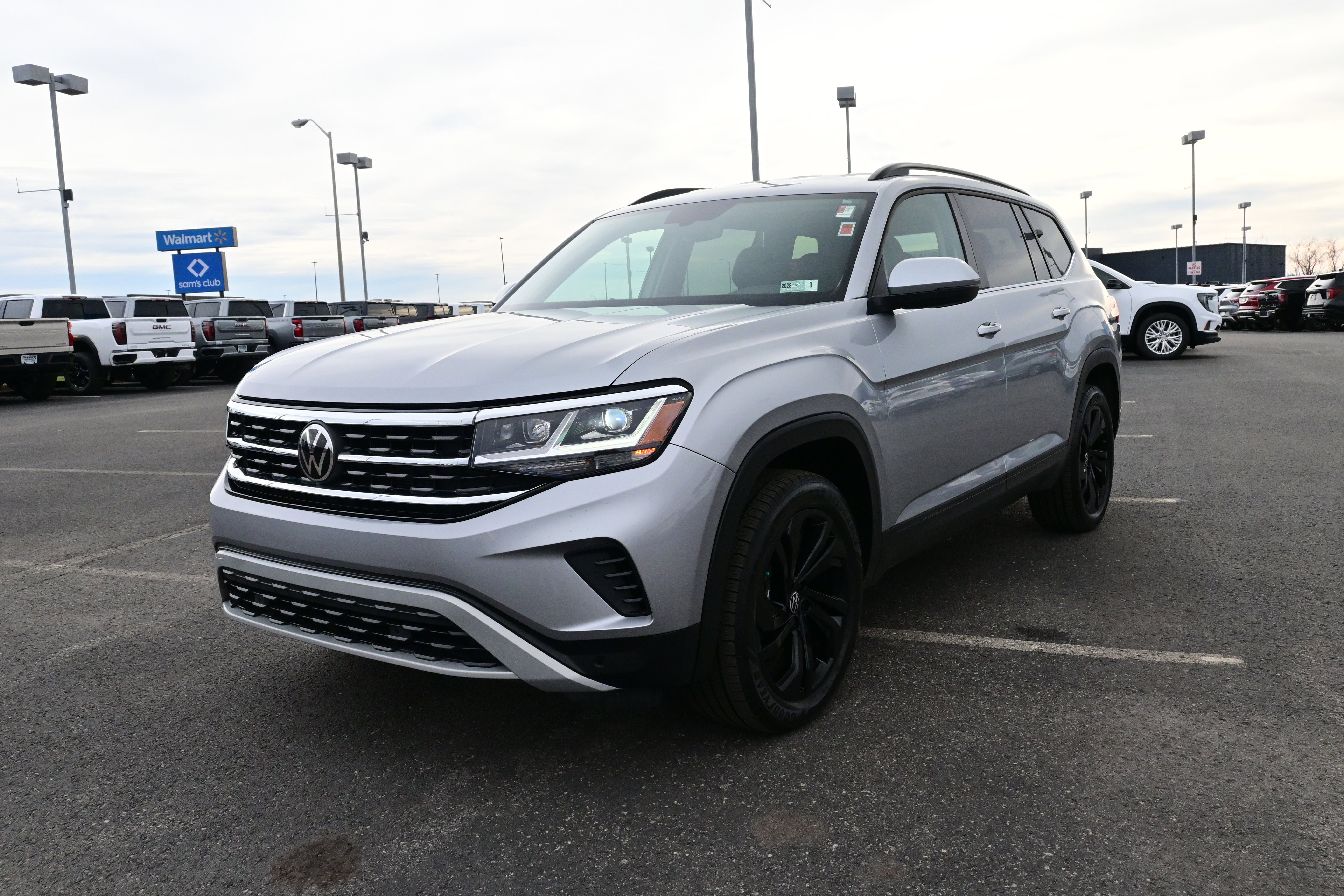 2023 Volkswagen Atlas 3.6L V6 SE w/Technology