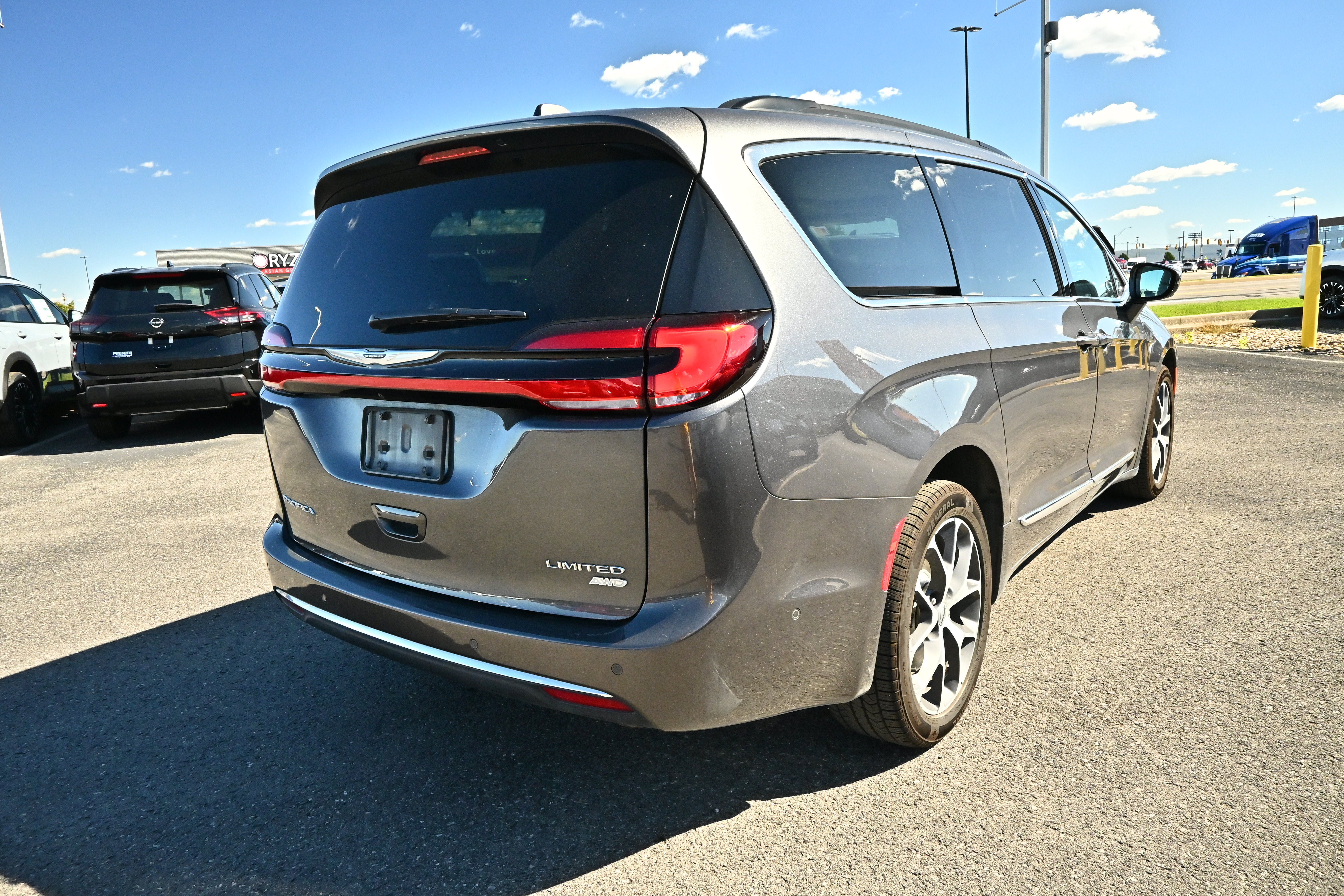 2022 Chrysler Pacifica Limited