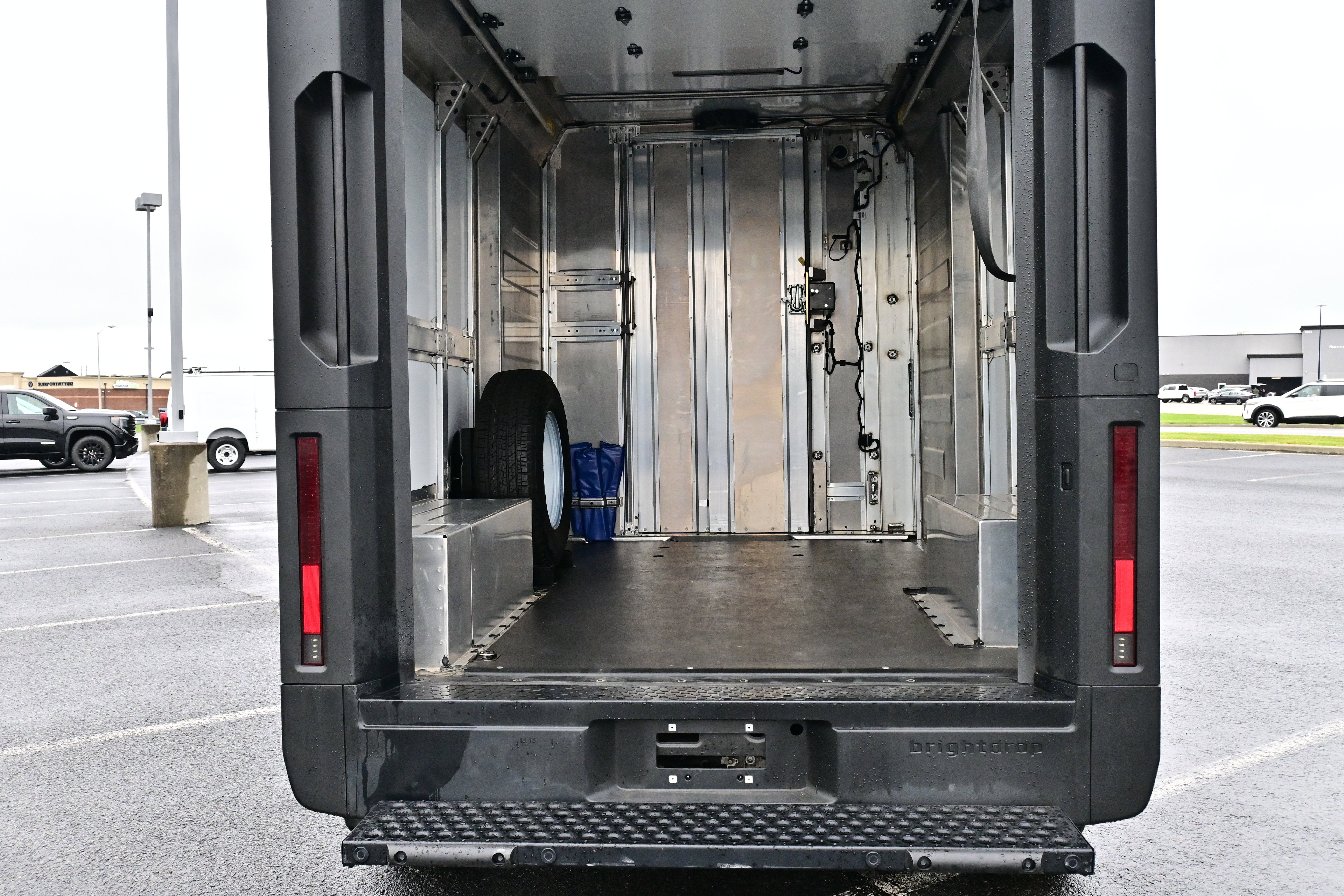 2024 BrightDrop Zevo 400 AWD