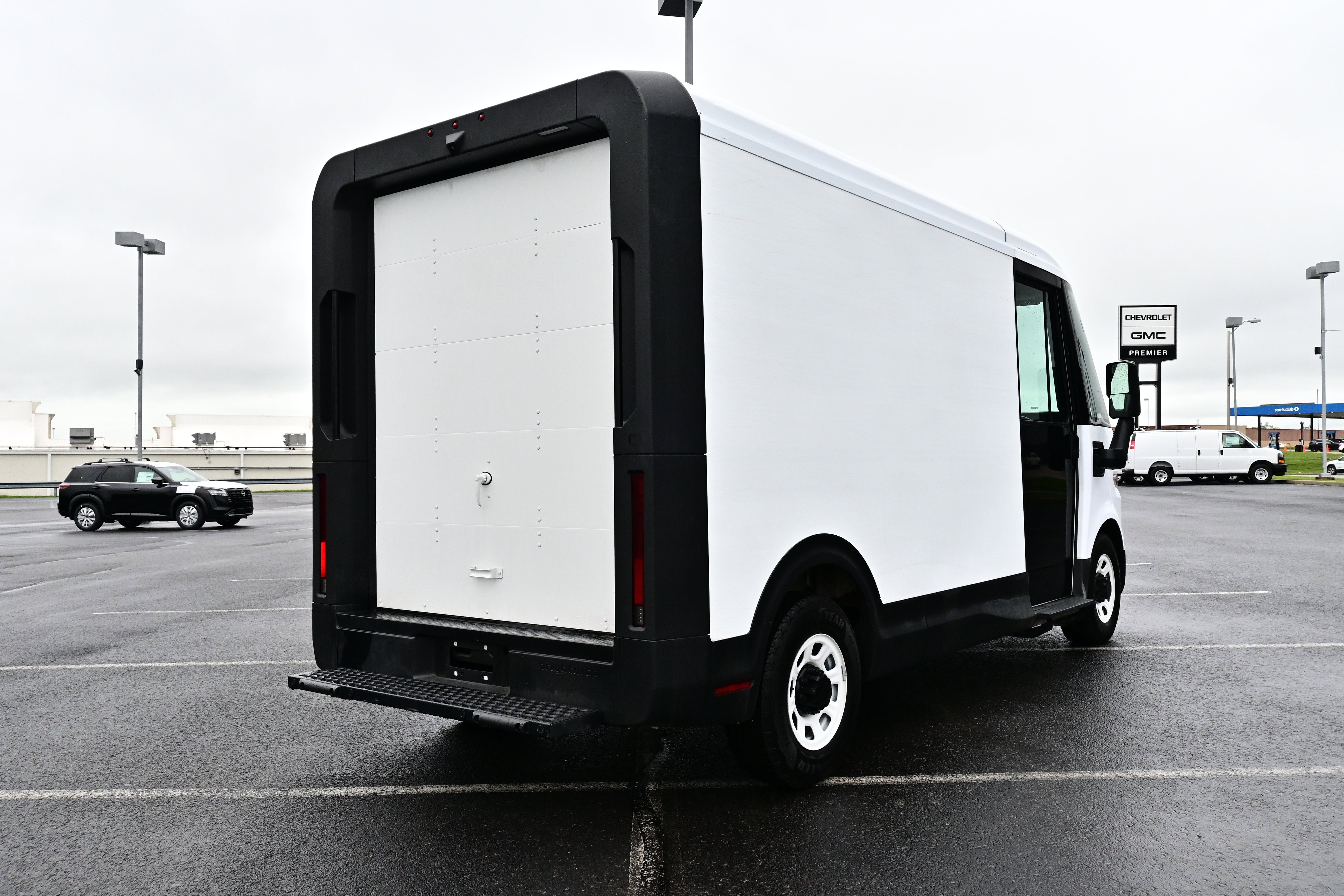 2024 BrightDrop Zevo 400 AWD