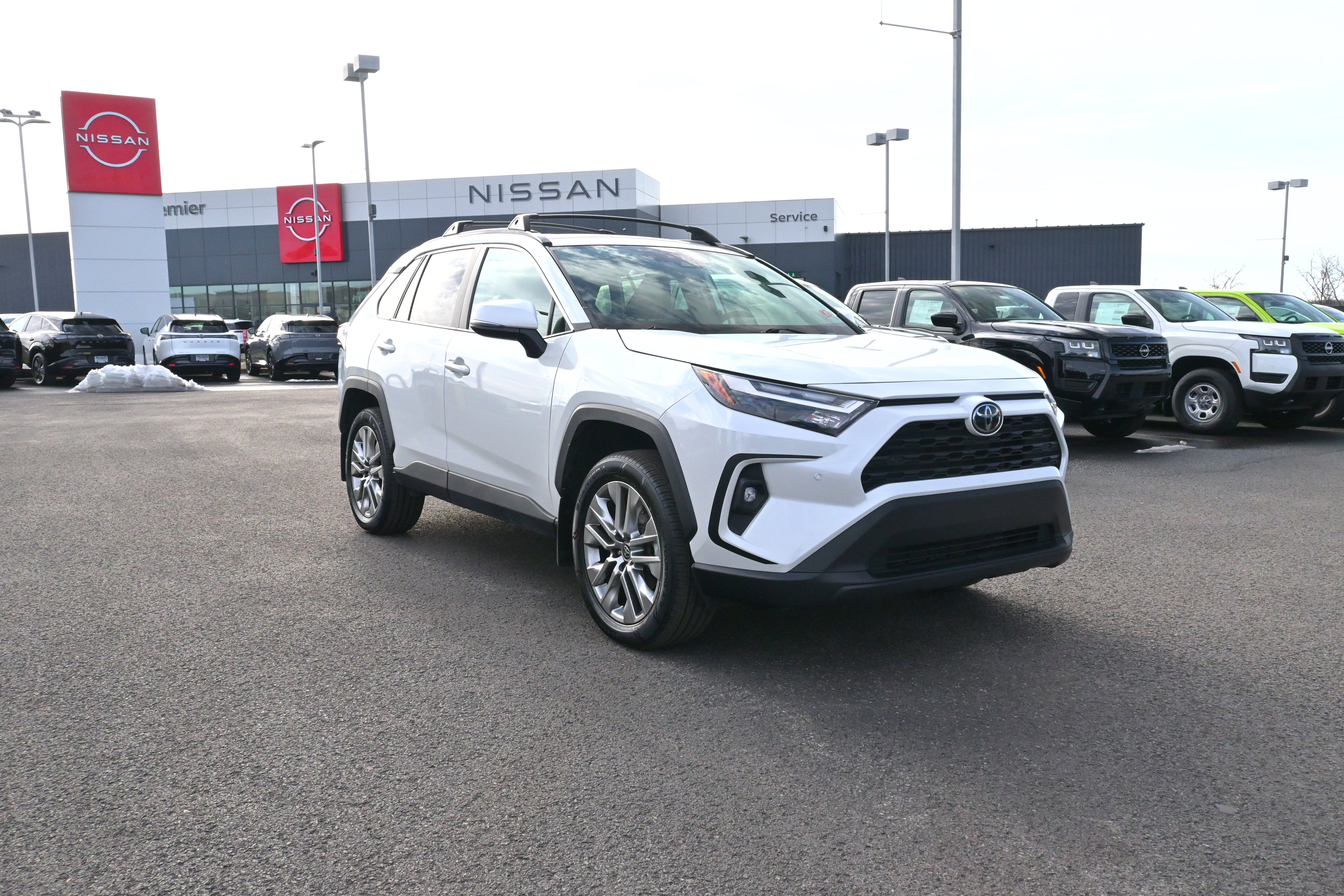 2023 Toyota RAV4 XLE Premium
