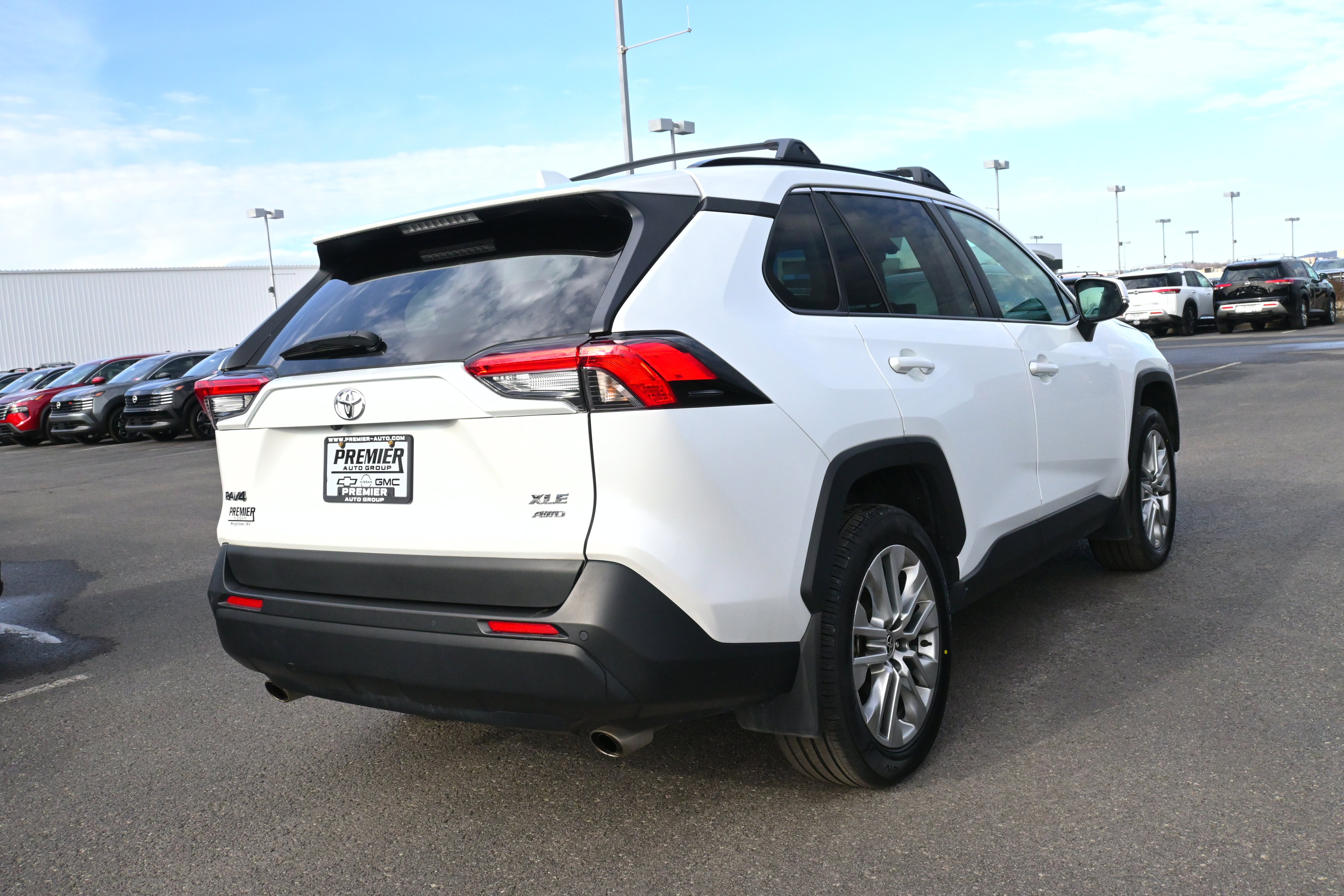 2023 Toyota RAV4 XLE Premium