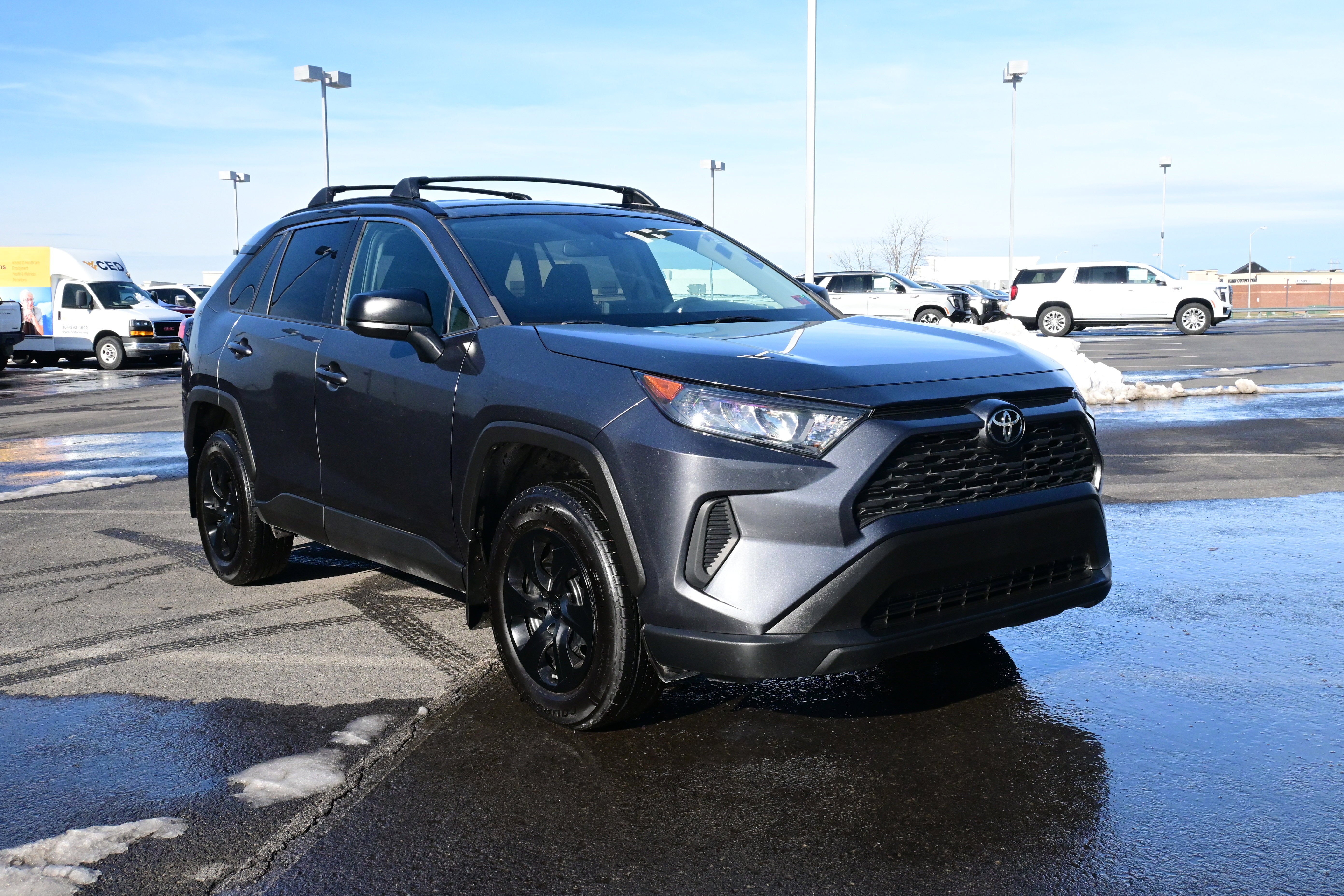 2020 Toyota RAV4 LE