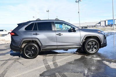 2020 Toyota RAV4 LE