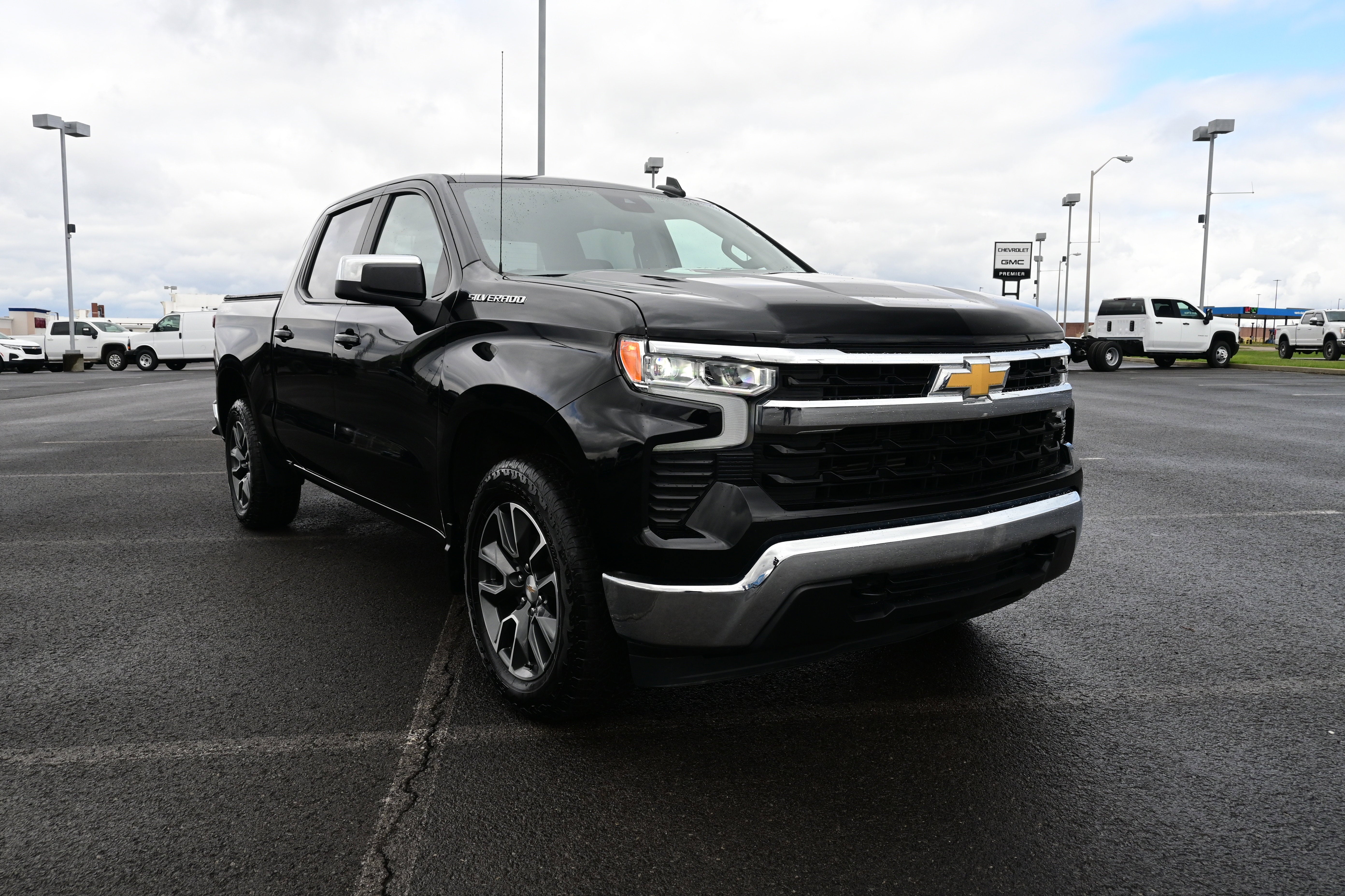 2024 Chevrolet Silverado 1500 LT