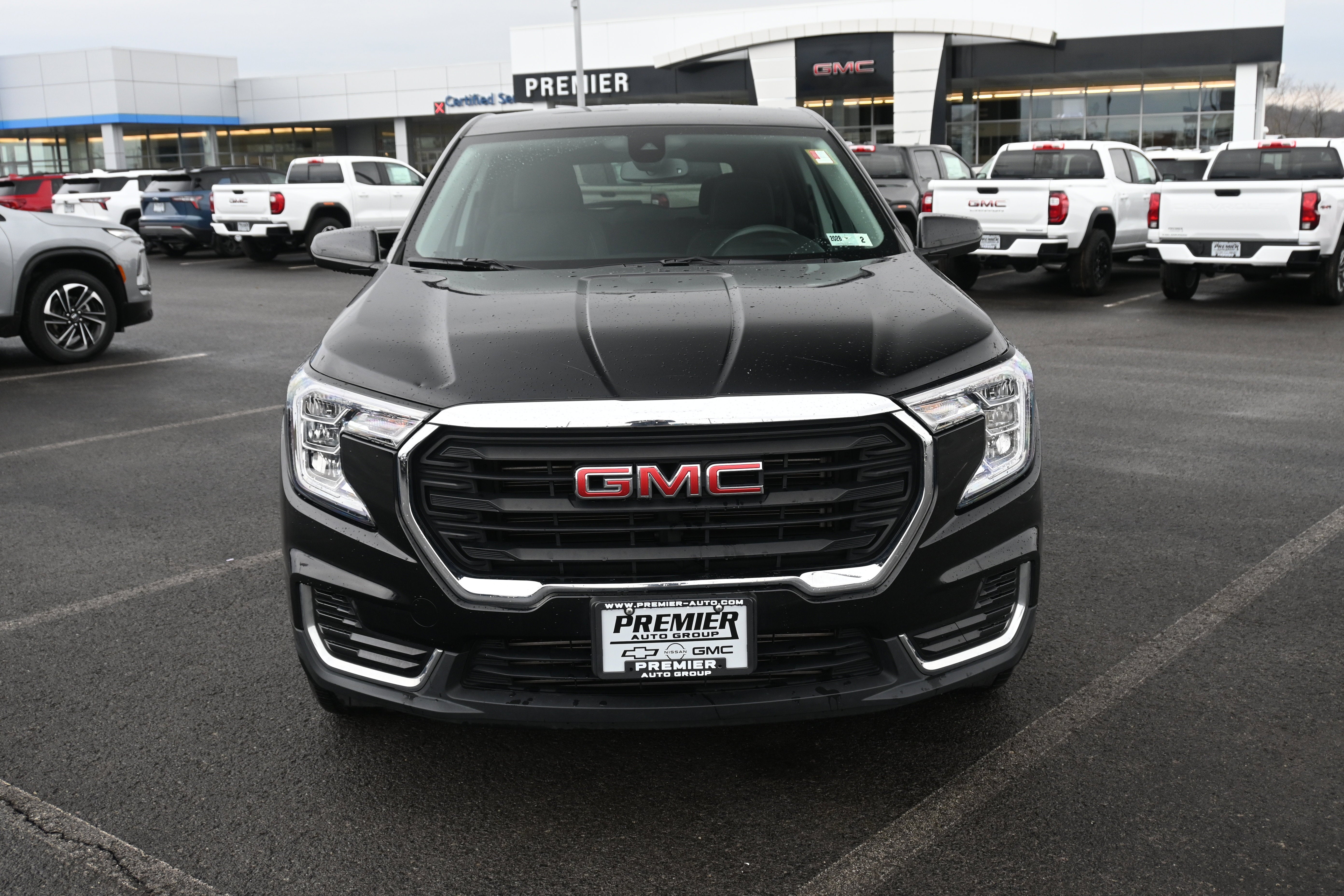 2023 GMC Terrain SLE