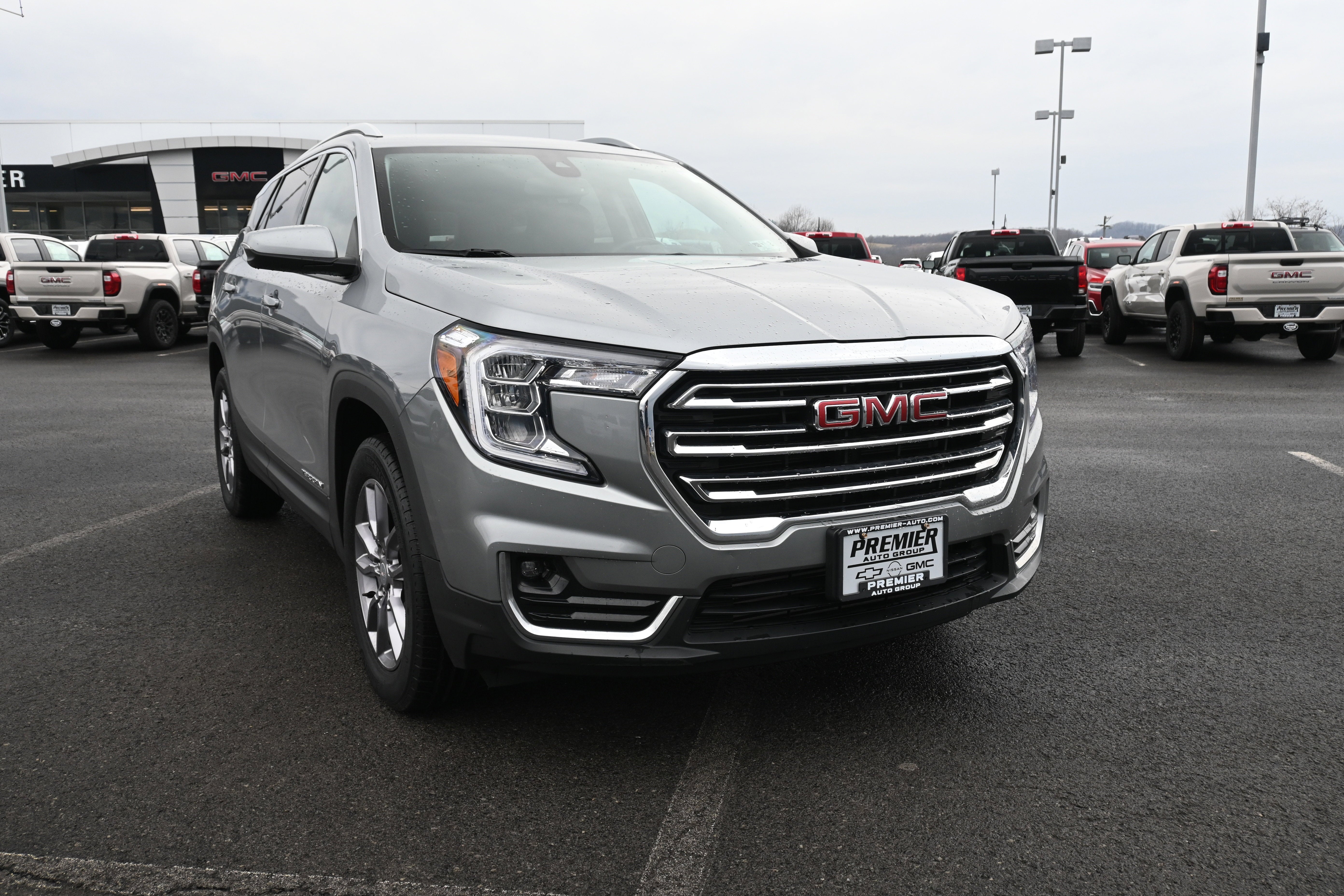 2023 GMC Terrain SLT