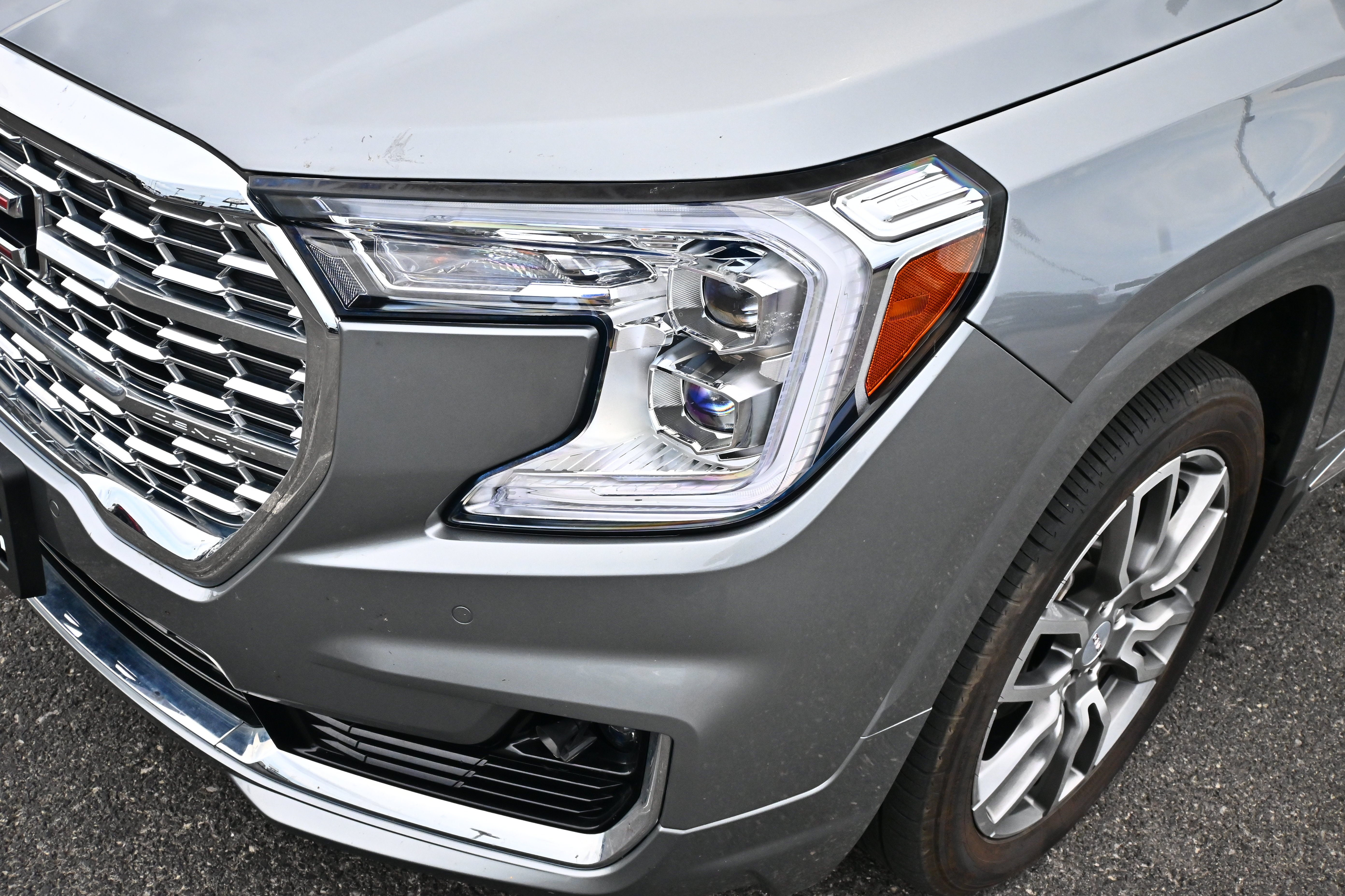 2023 GMC Terrain Denali