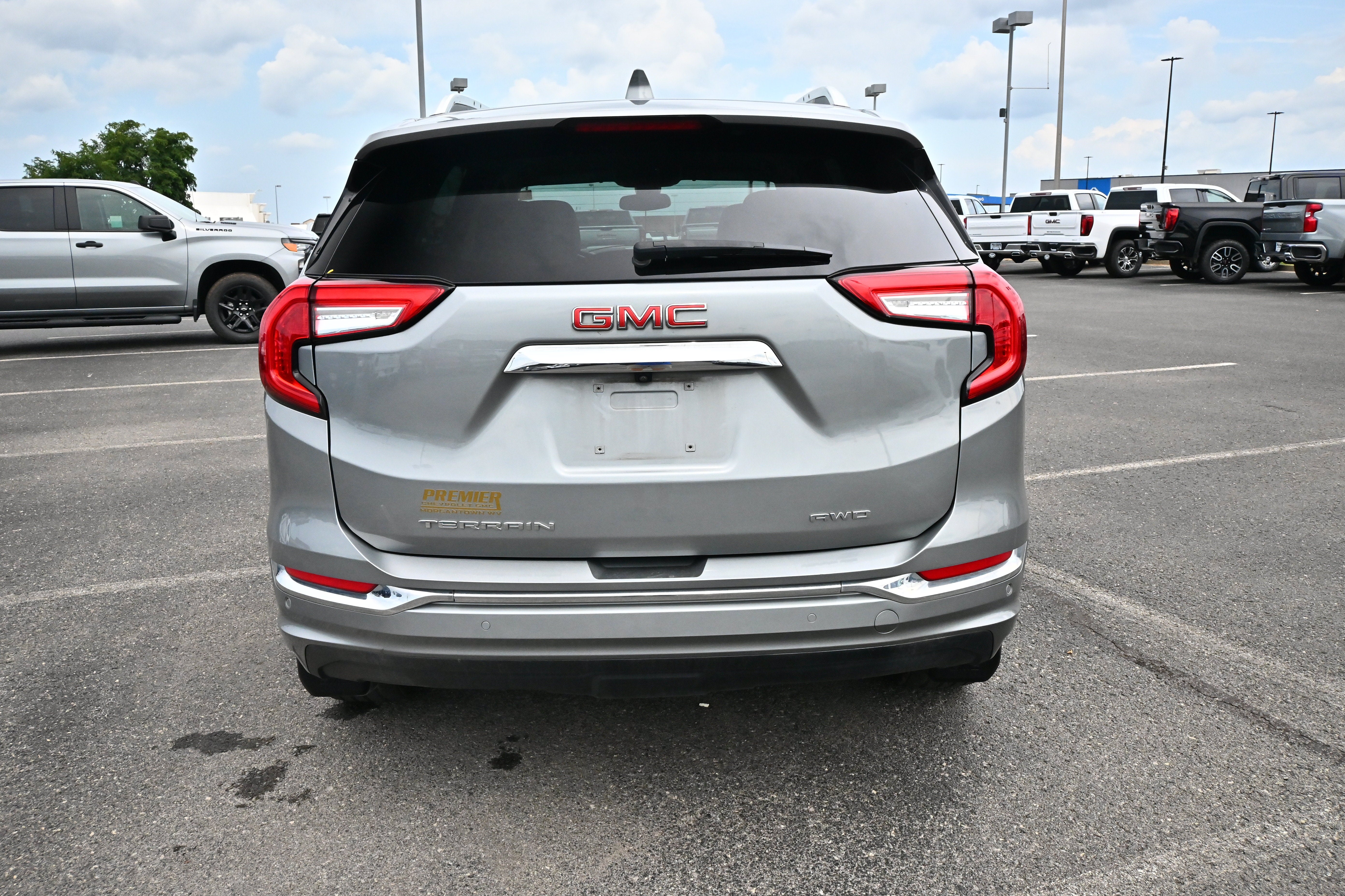2023 GMC Terrain Denali