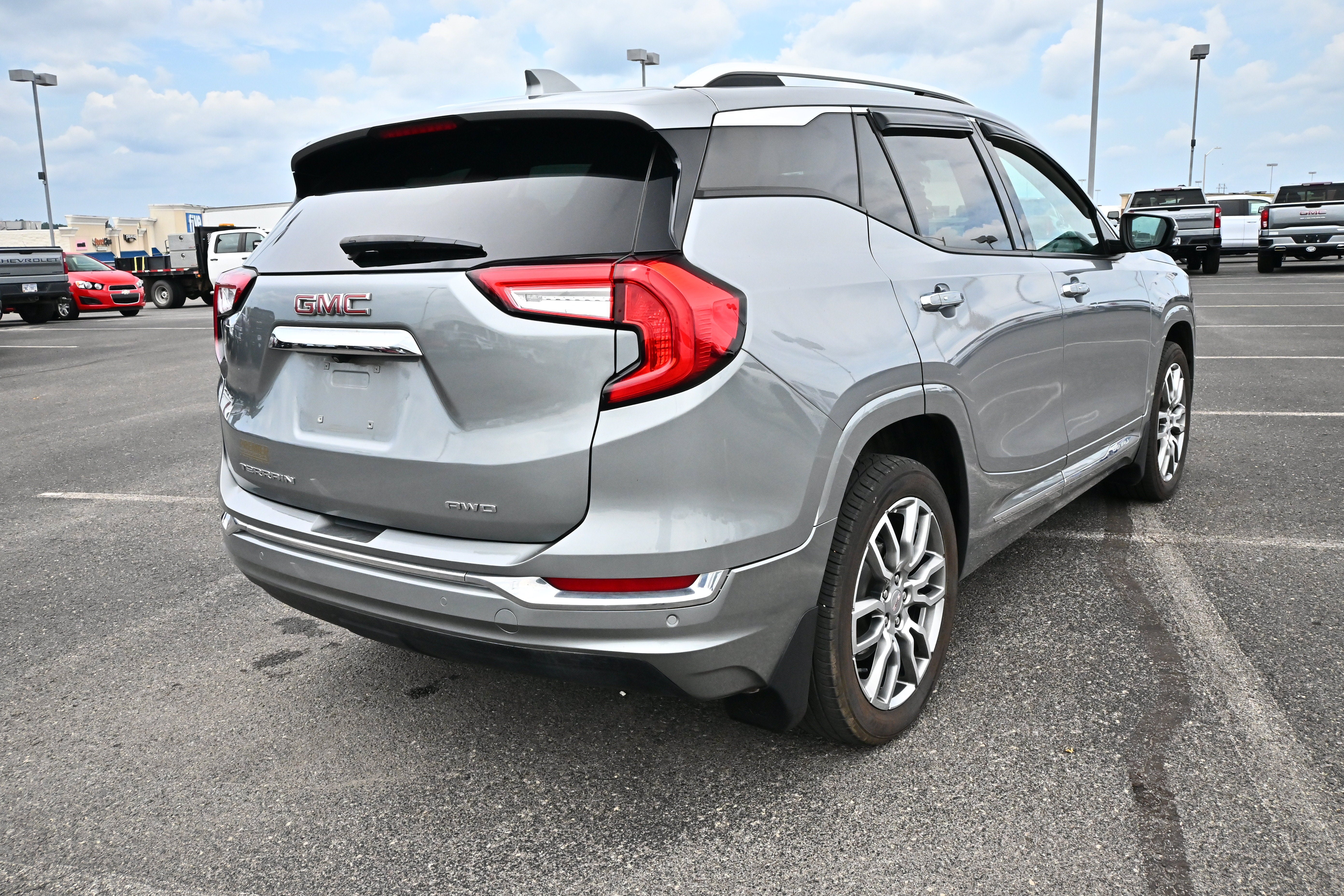 2023 GMC Terrain Denali