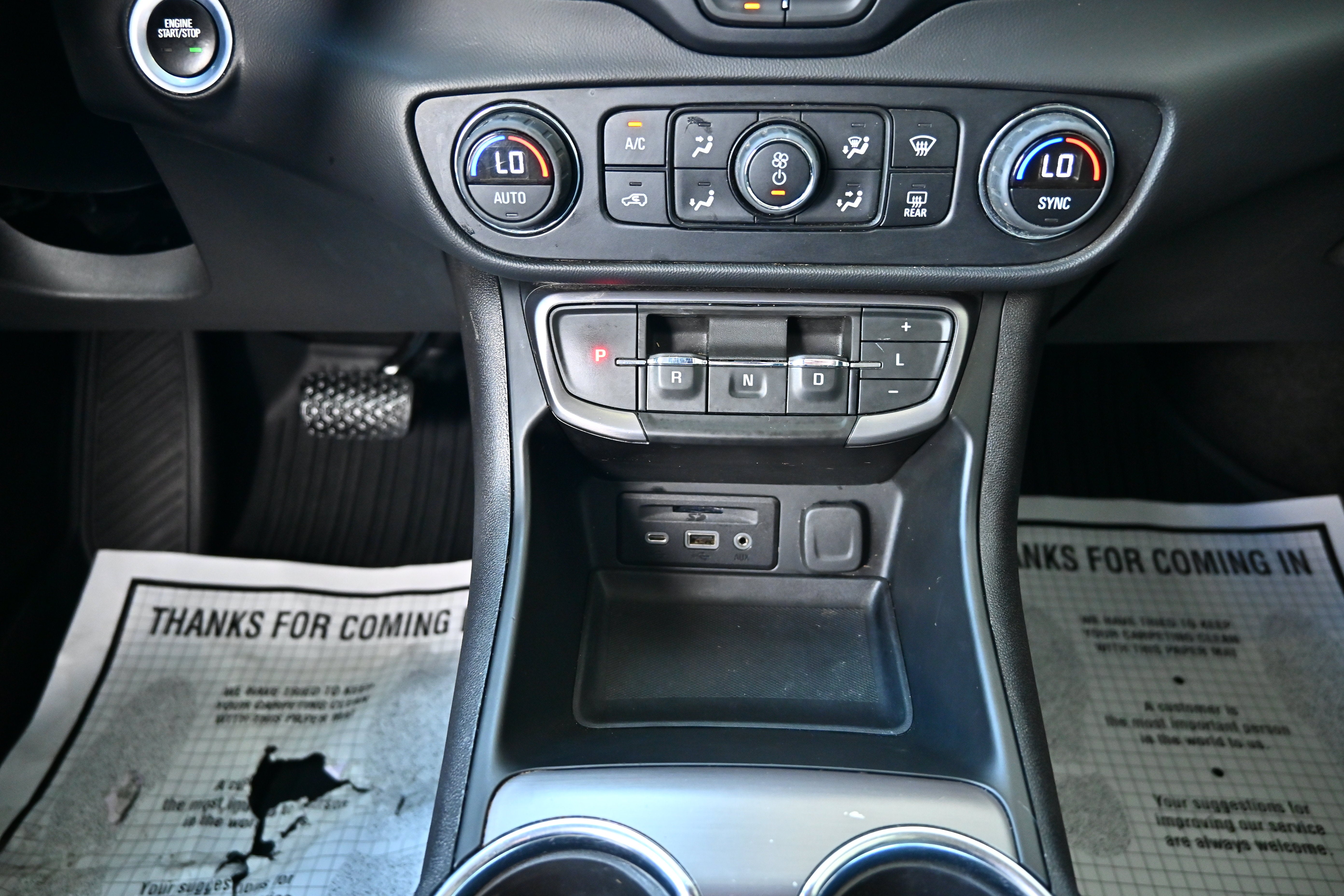 2023 GMC Terrain AT4